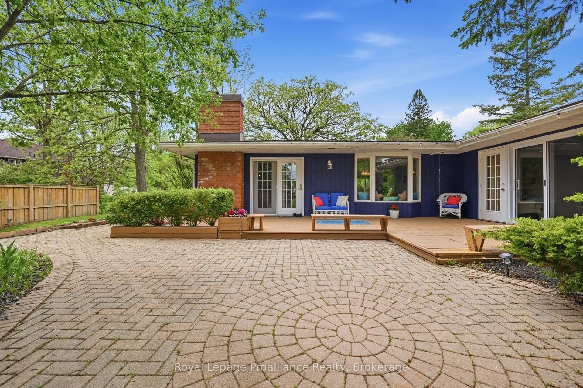 51 Selena Avenue