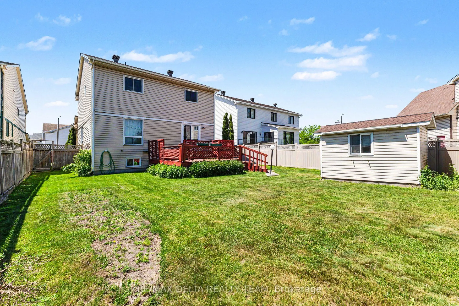 27 Bramblegrove Crescent