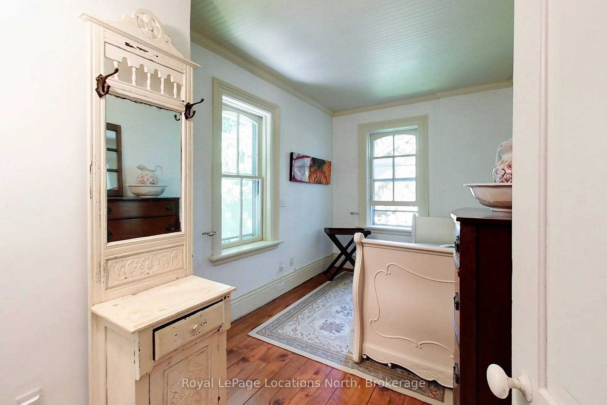 44 Parkview Avenue