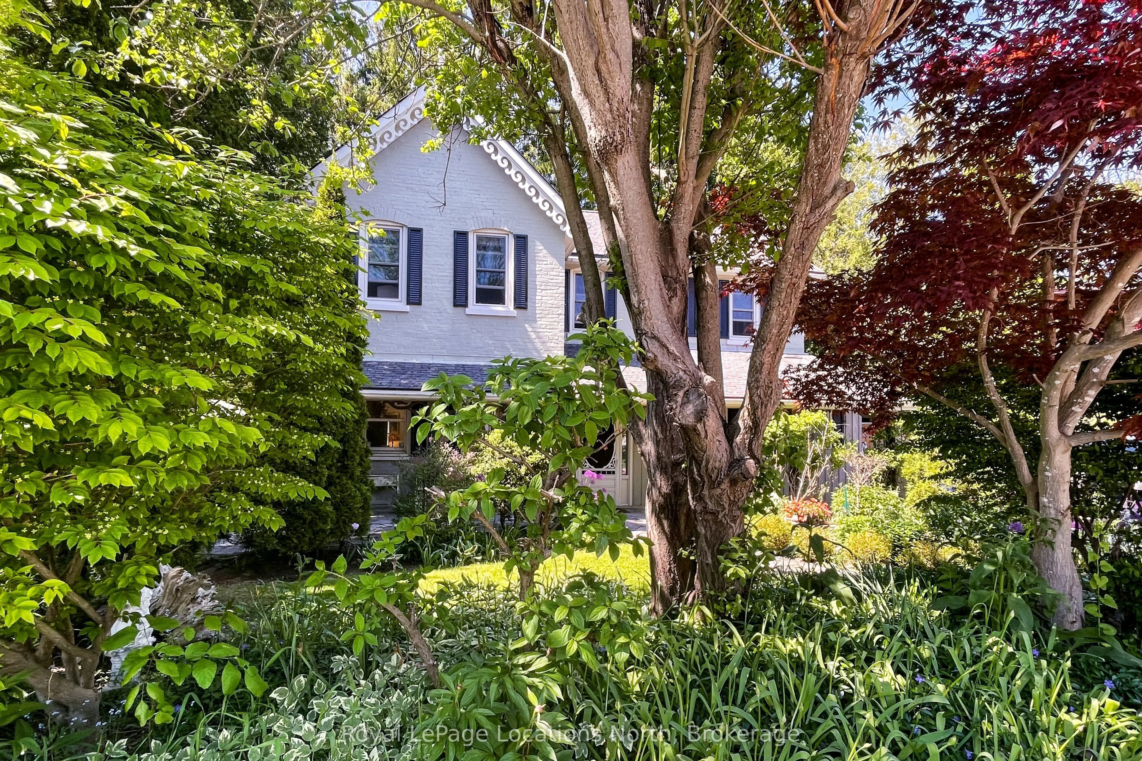 44 Parkview Avenue
