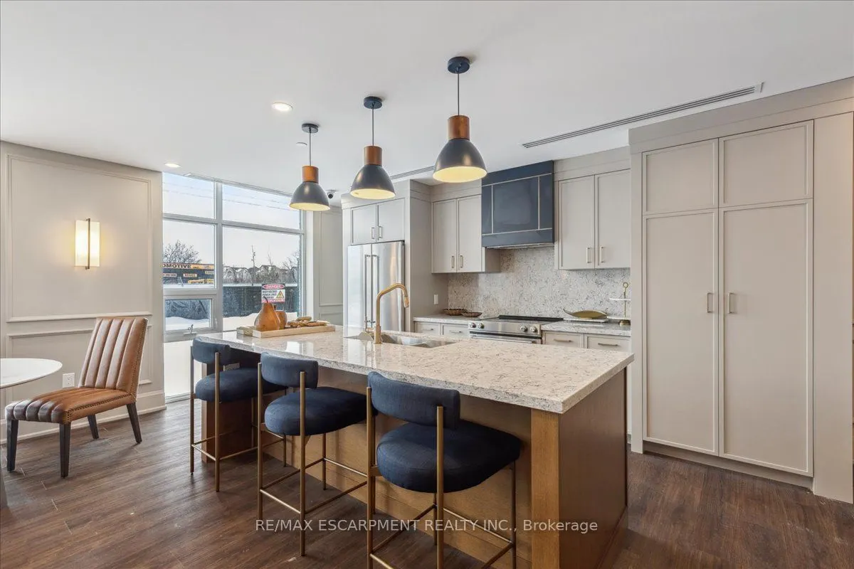450 Dundas Street E #1001