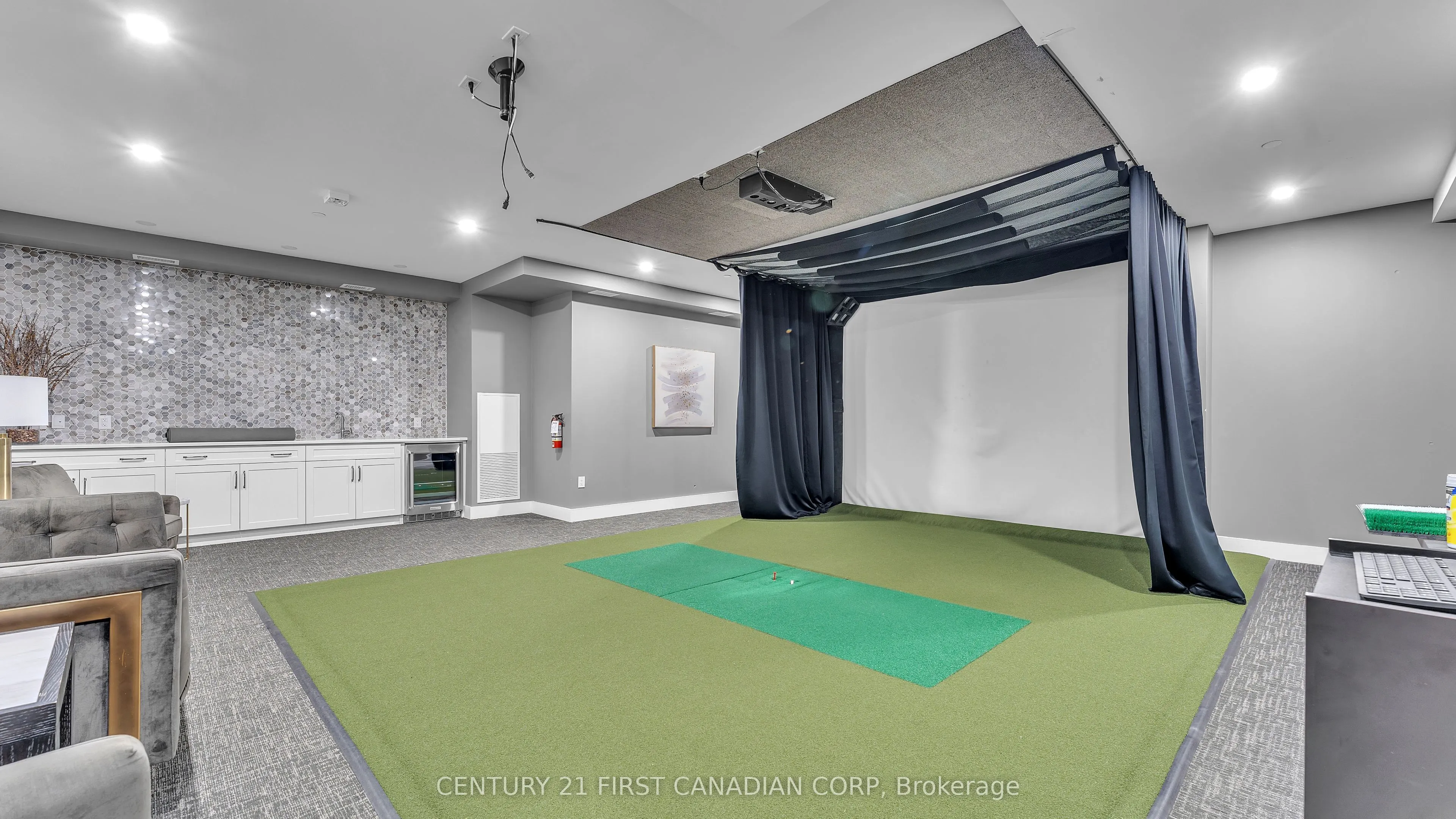 1200 Commissioners Road W #118