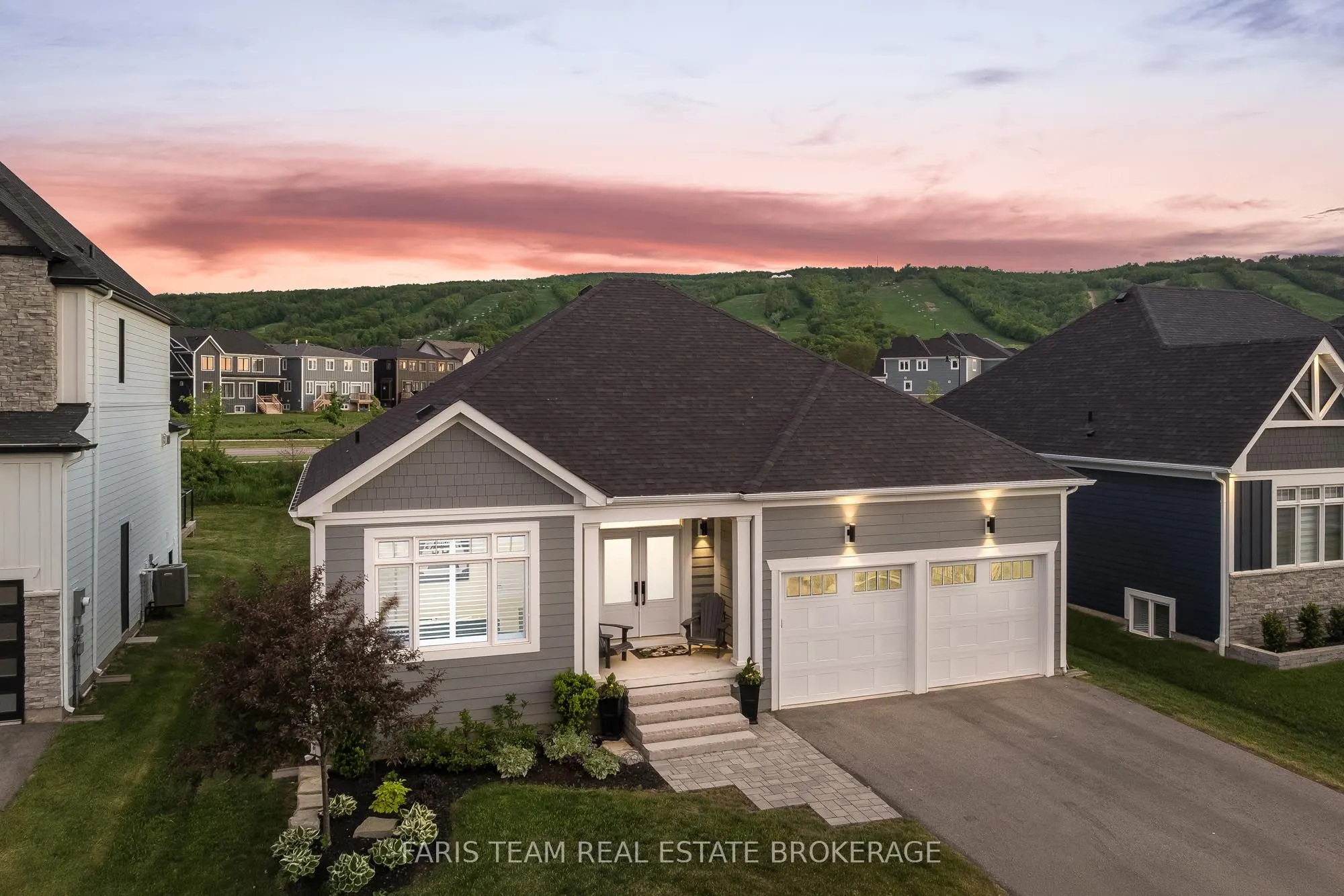 107 Stillwater Crescent
