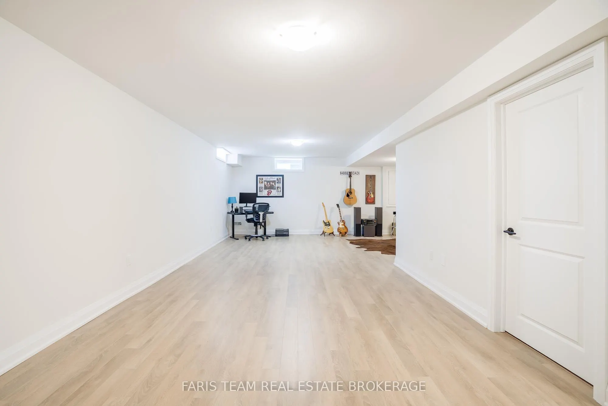 107 Stillwater Crescent