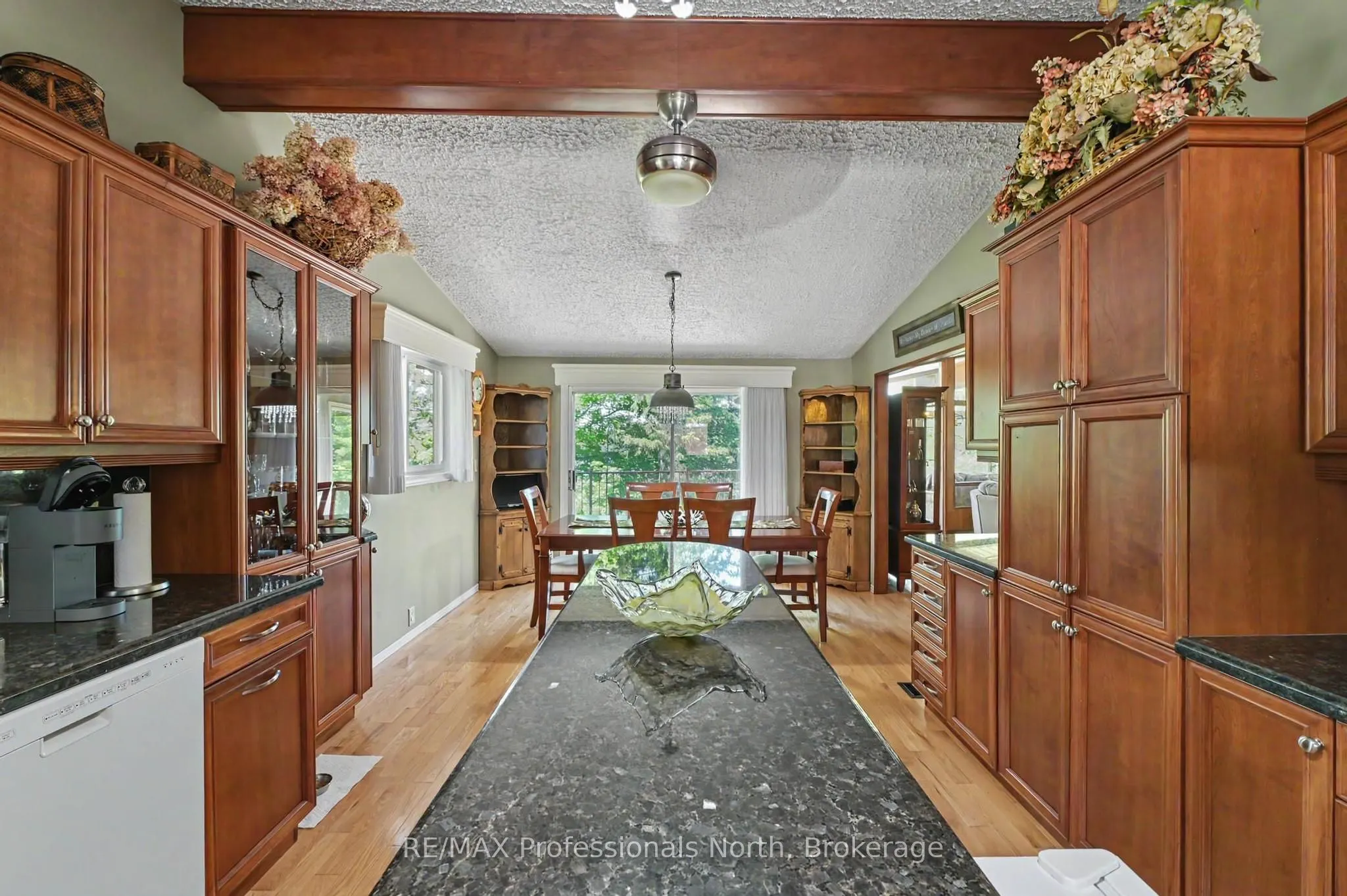 1015 Kelson Road