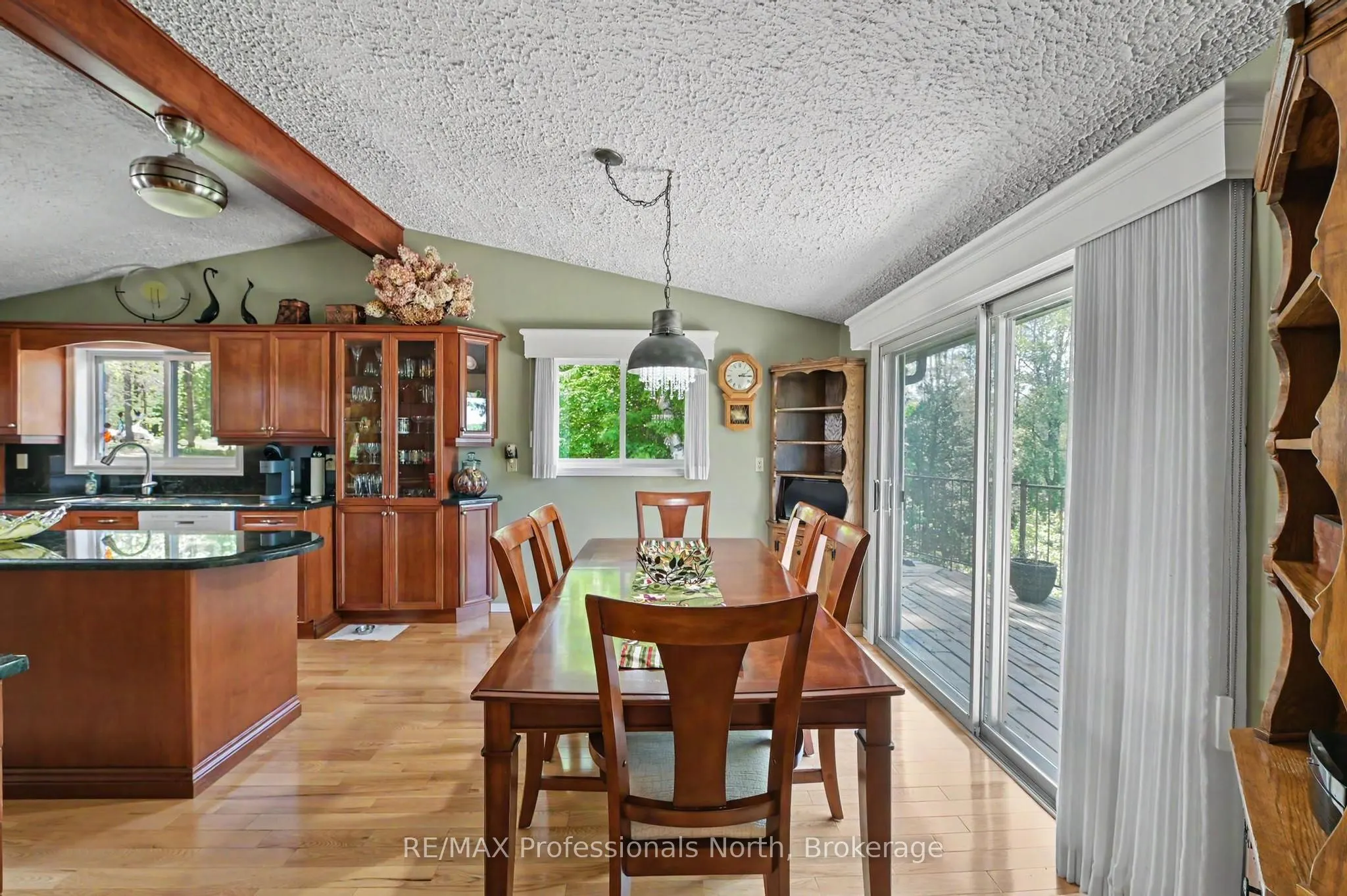 1015 Kelson Road