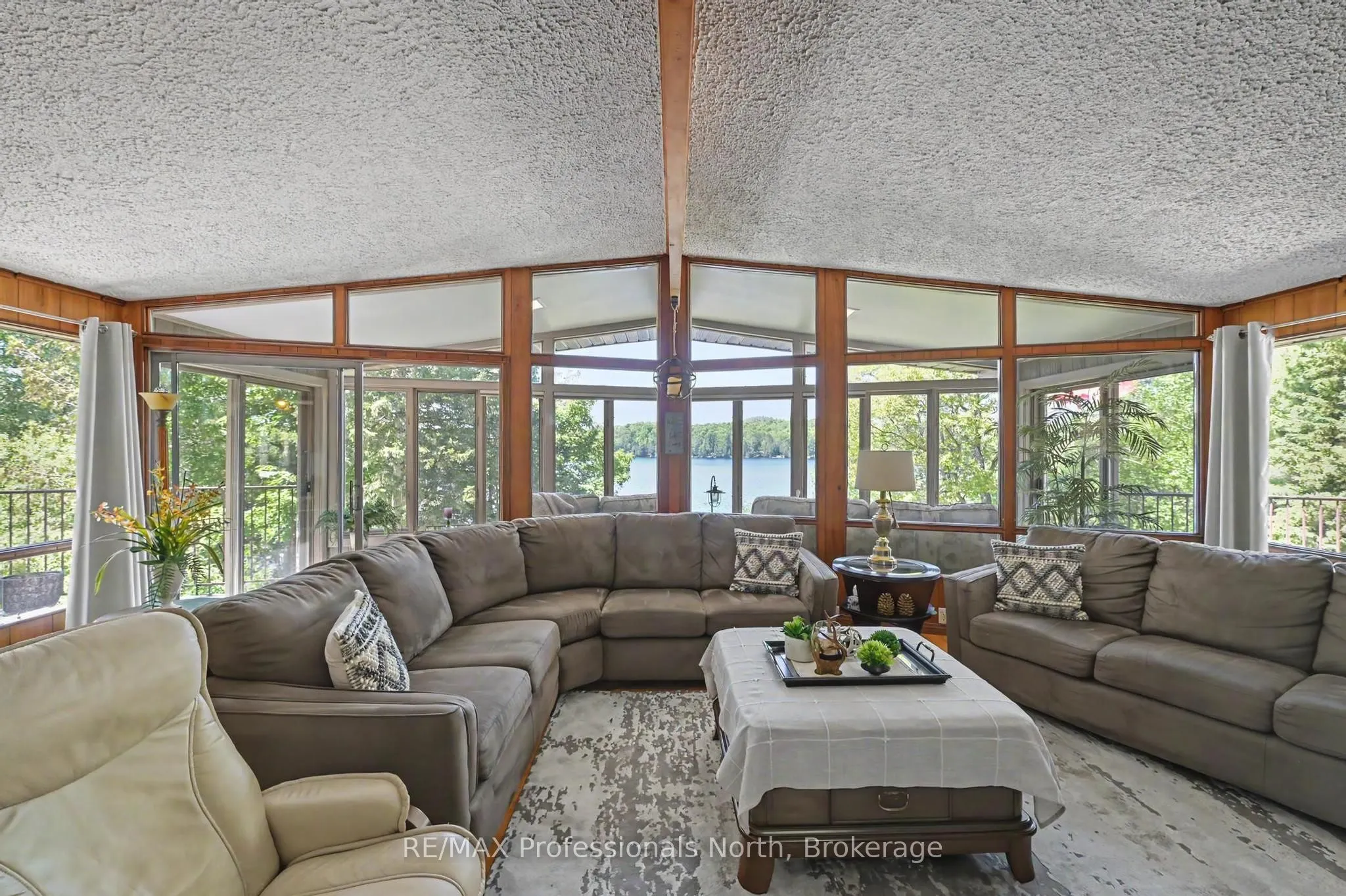 1015 Kelson Road