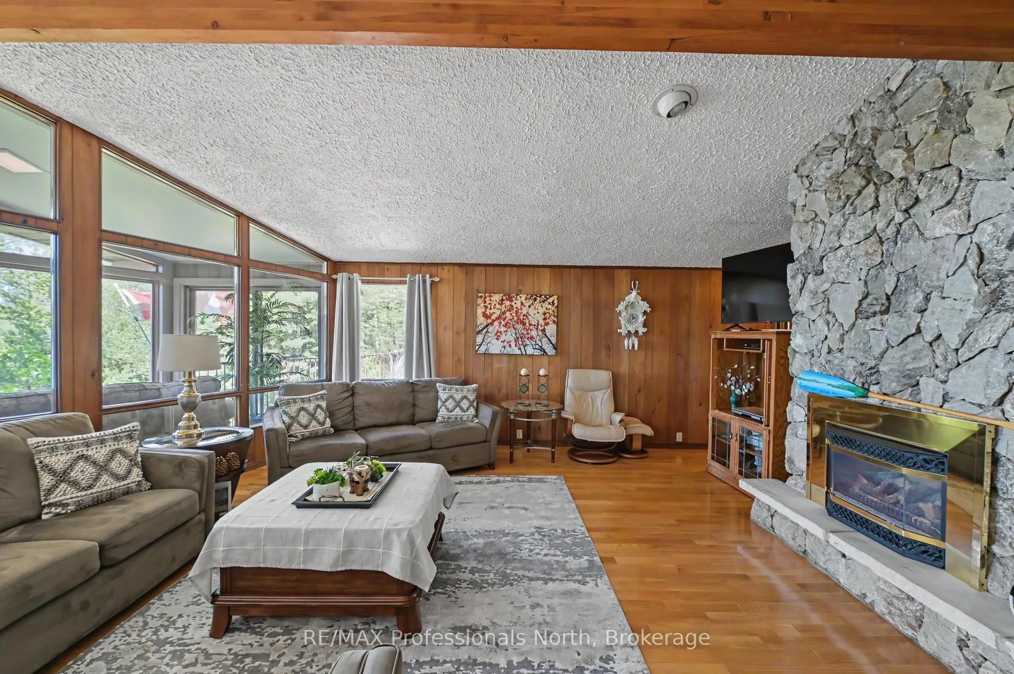 1015 Kelson Road