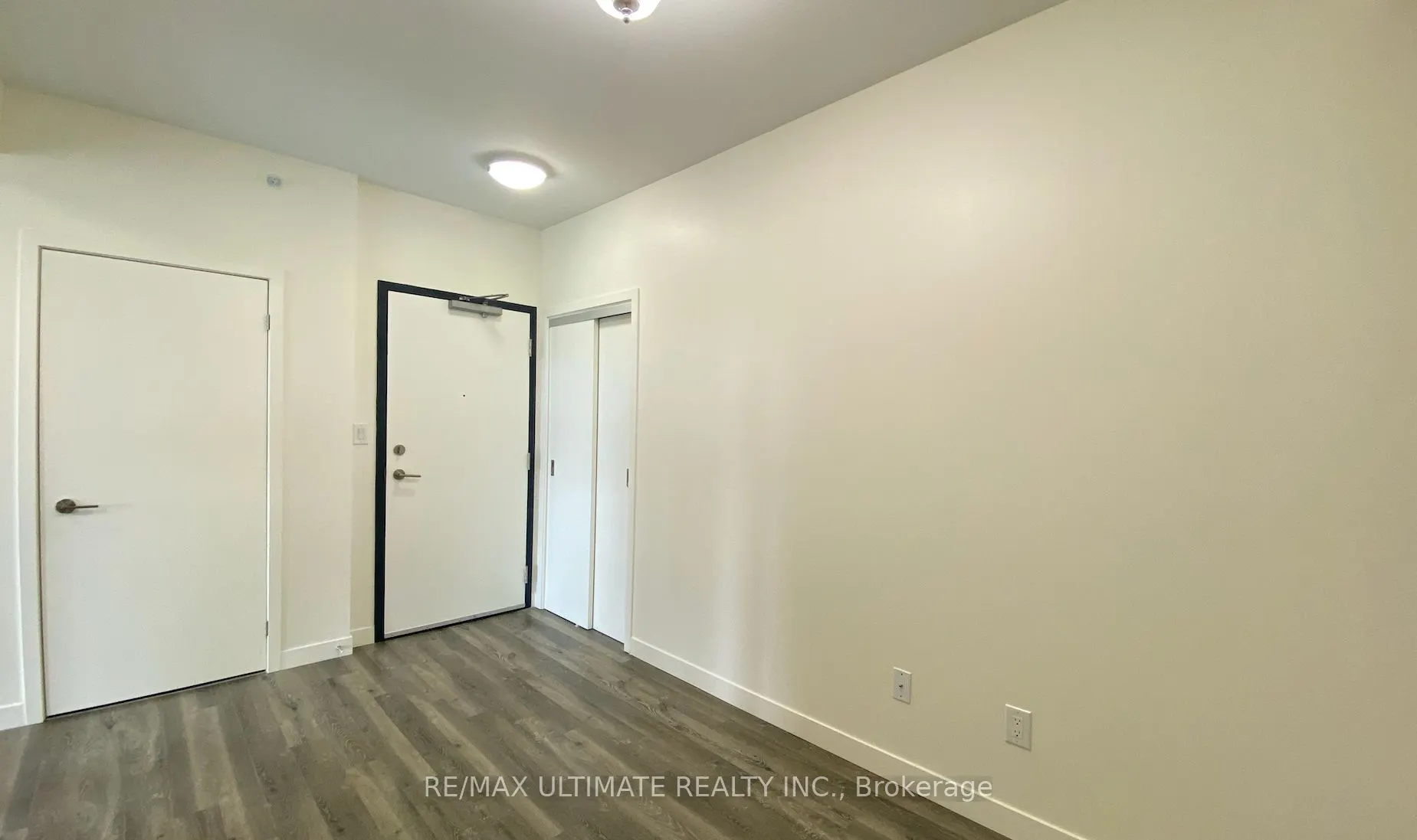 128 King Street N #710