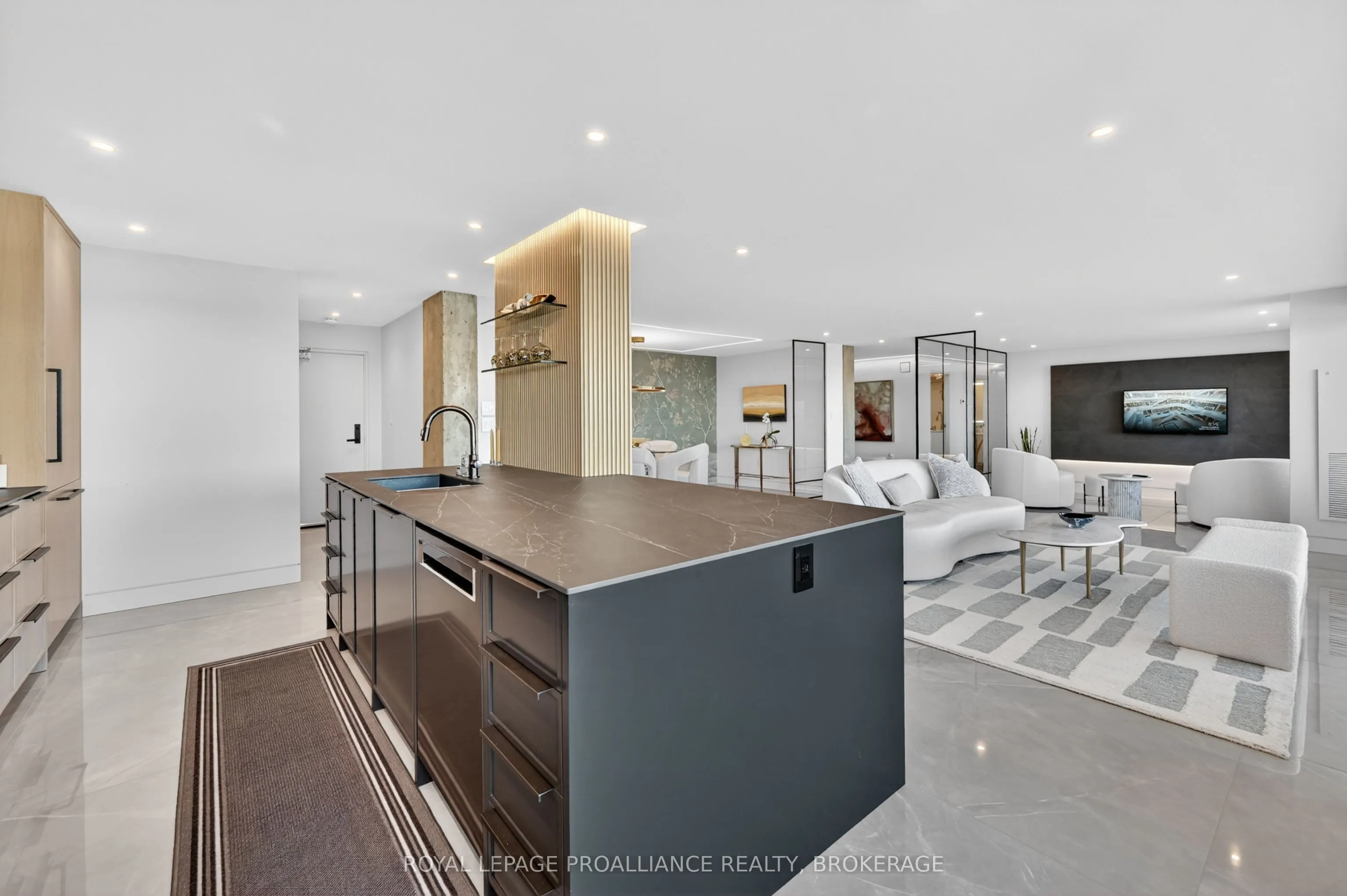 165 Ontario Street #505