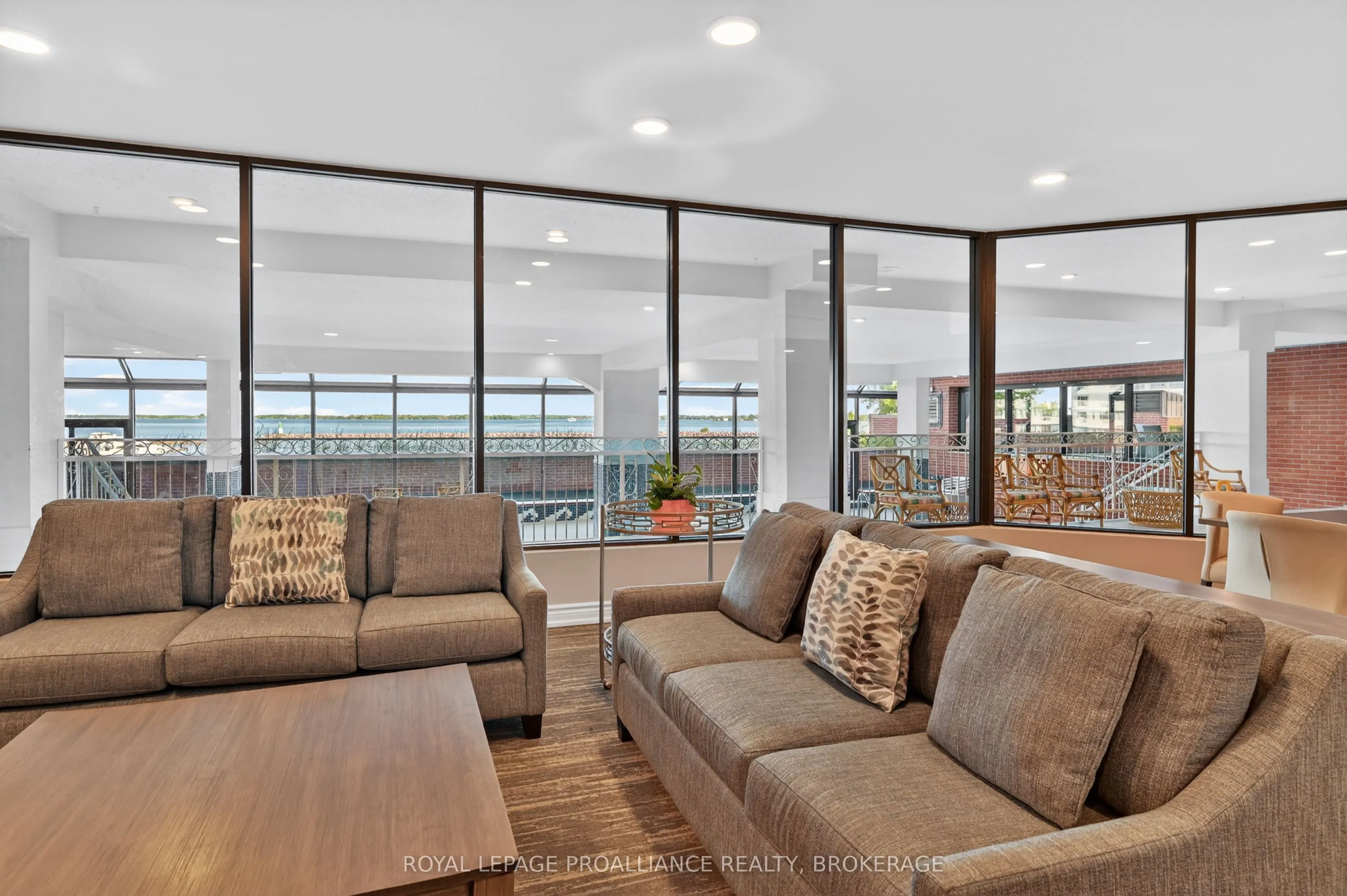 165 Ontario Street #505