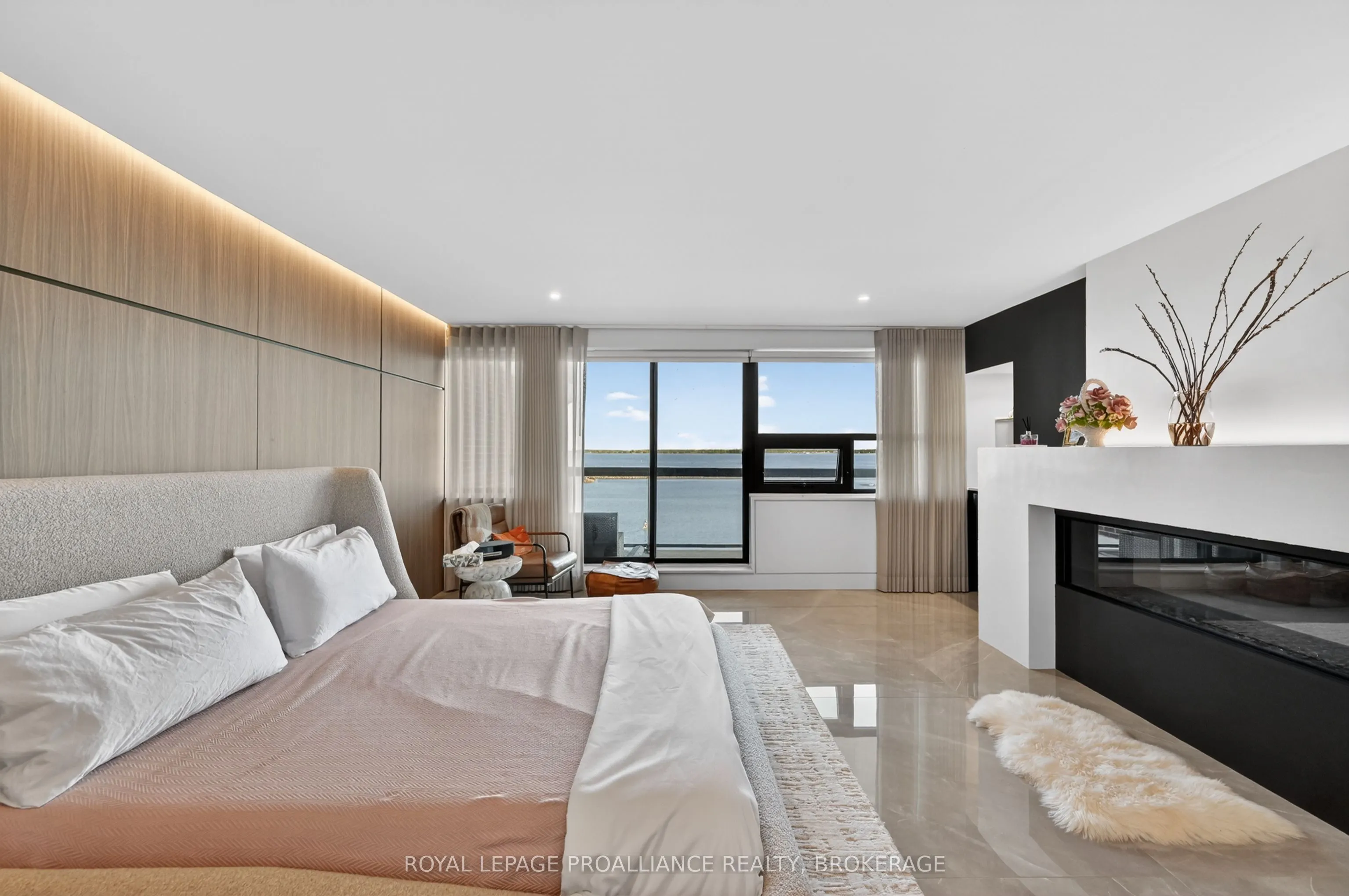 165 Ontario Street #505