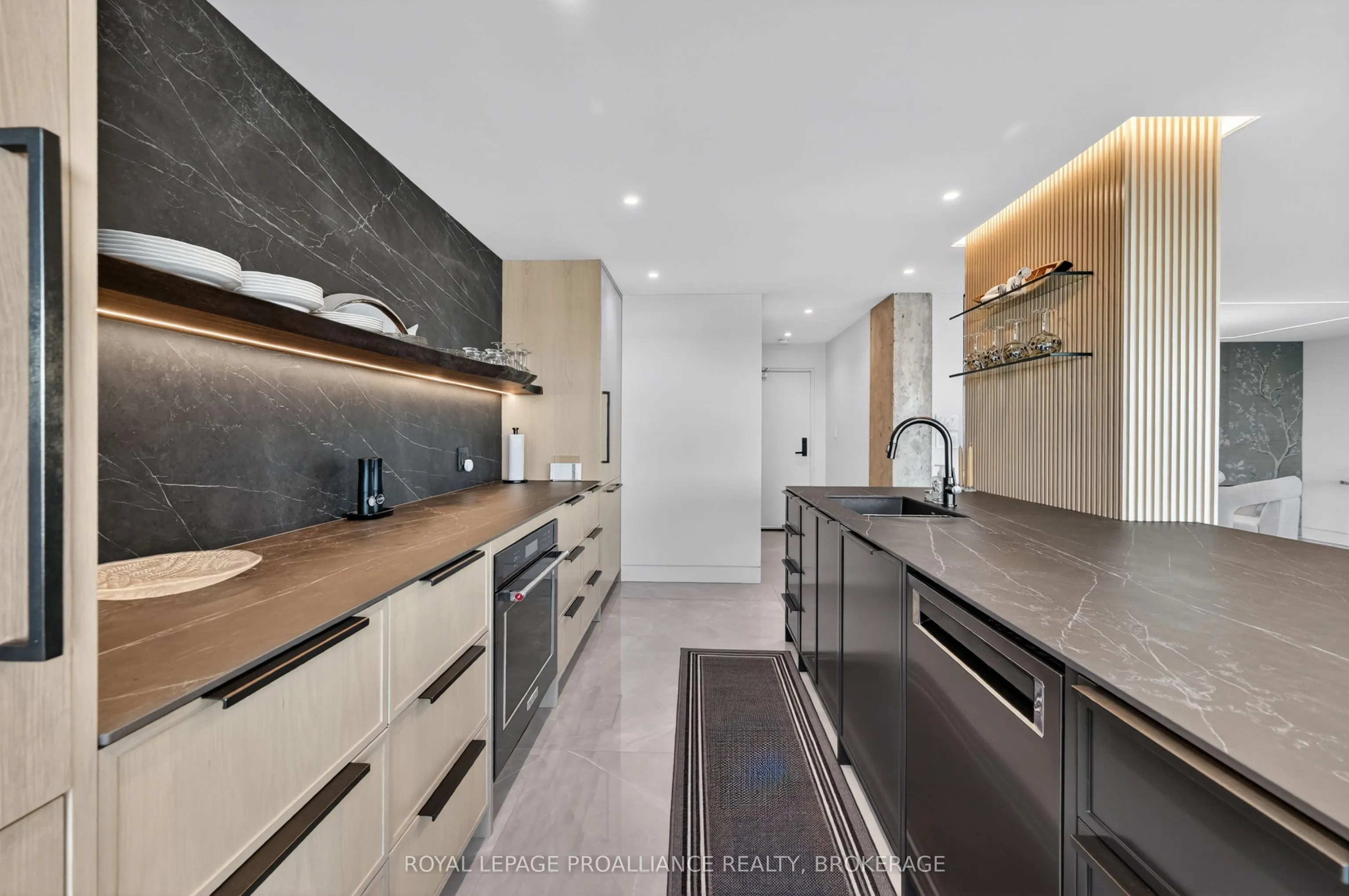 165 Ontario Street #505