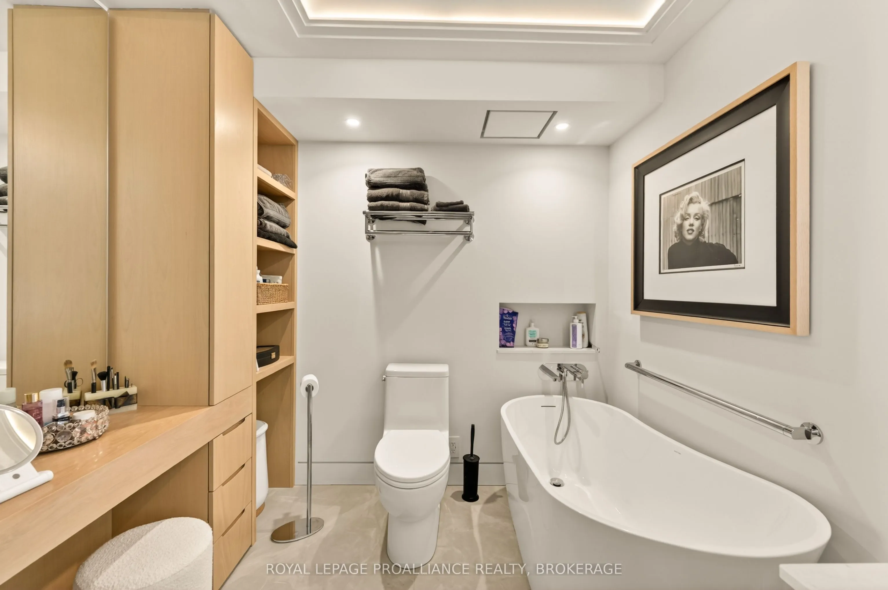 165 Ontario Street #505