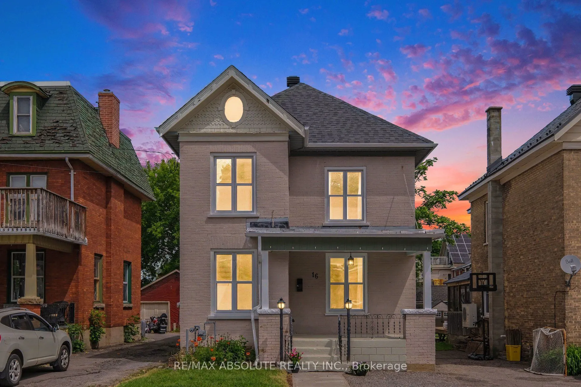 16 Glen Avenue