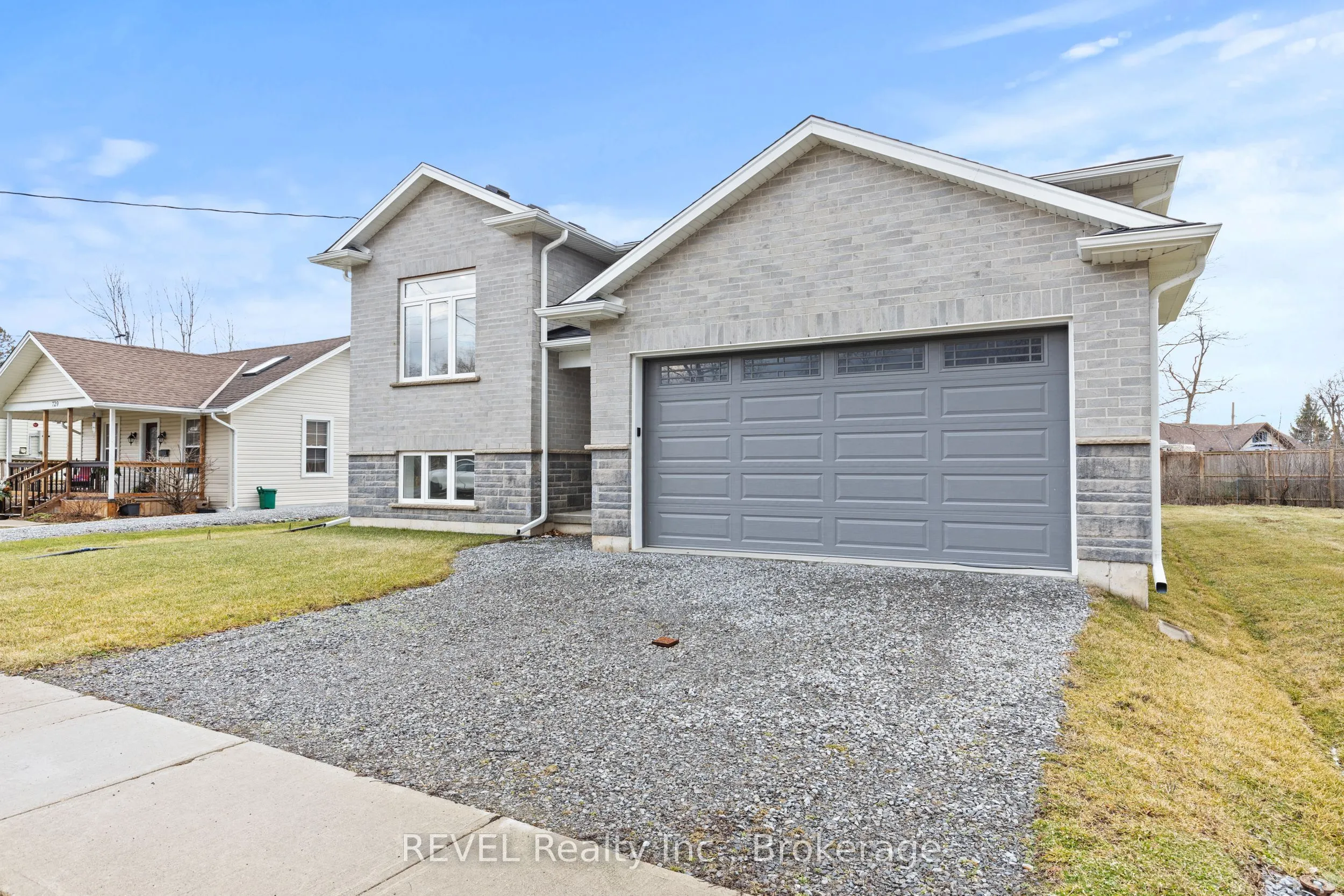 735 Dominion Road