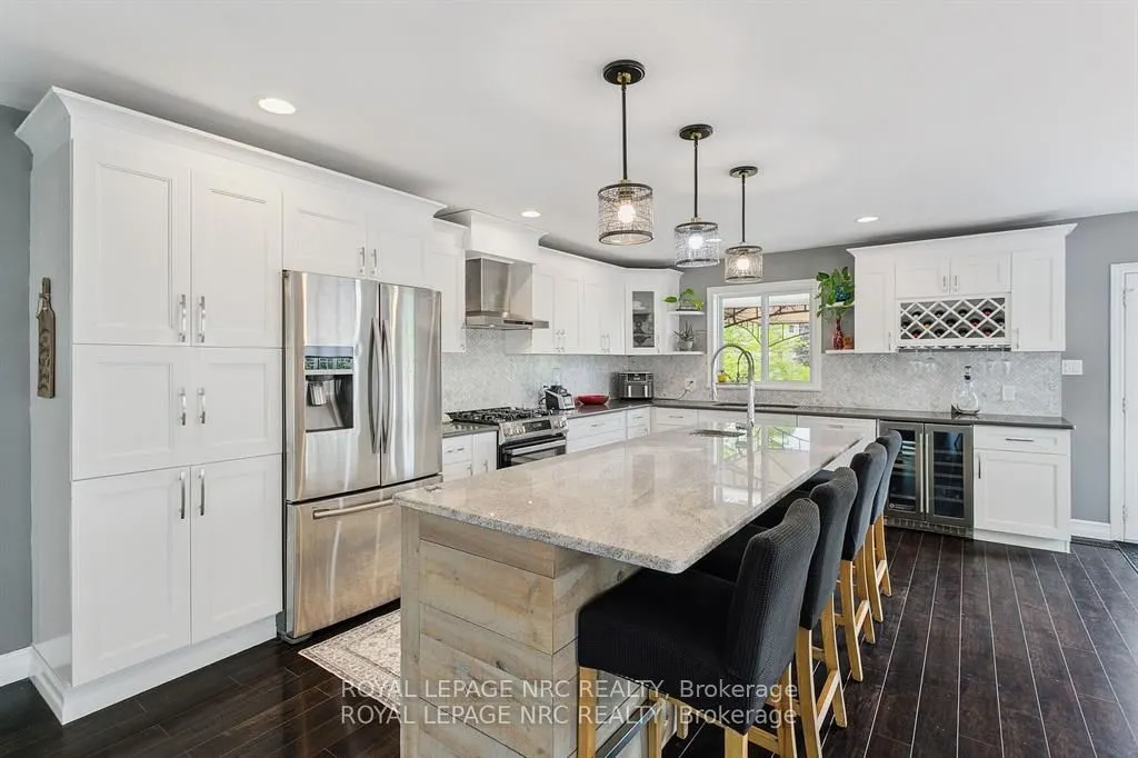5240 Marcel Crescent