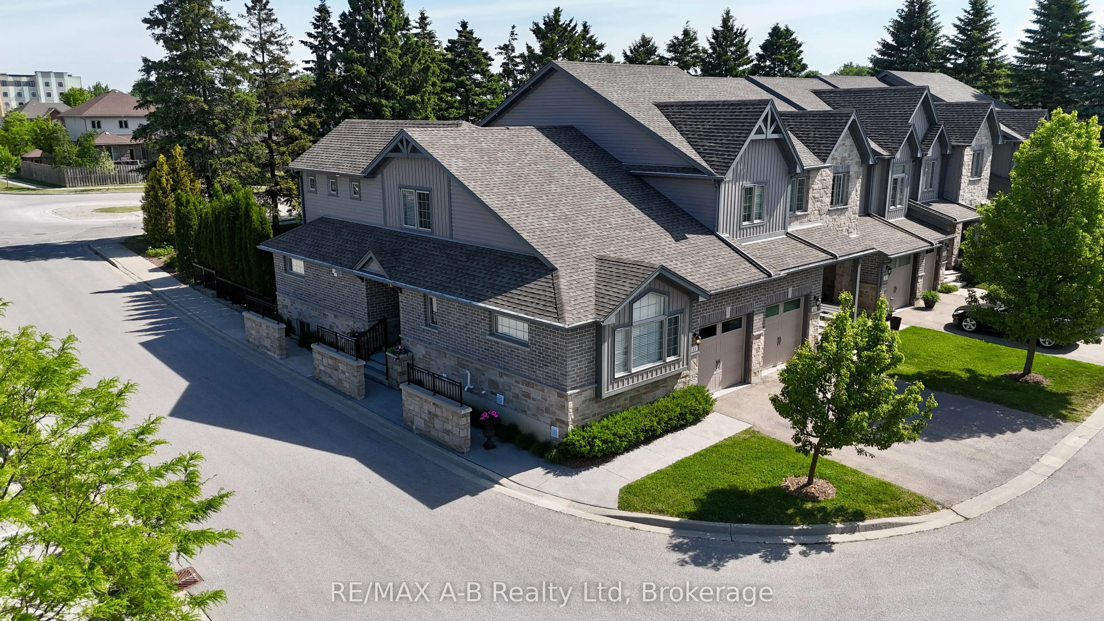 55 Harrison Street #11
