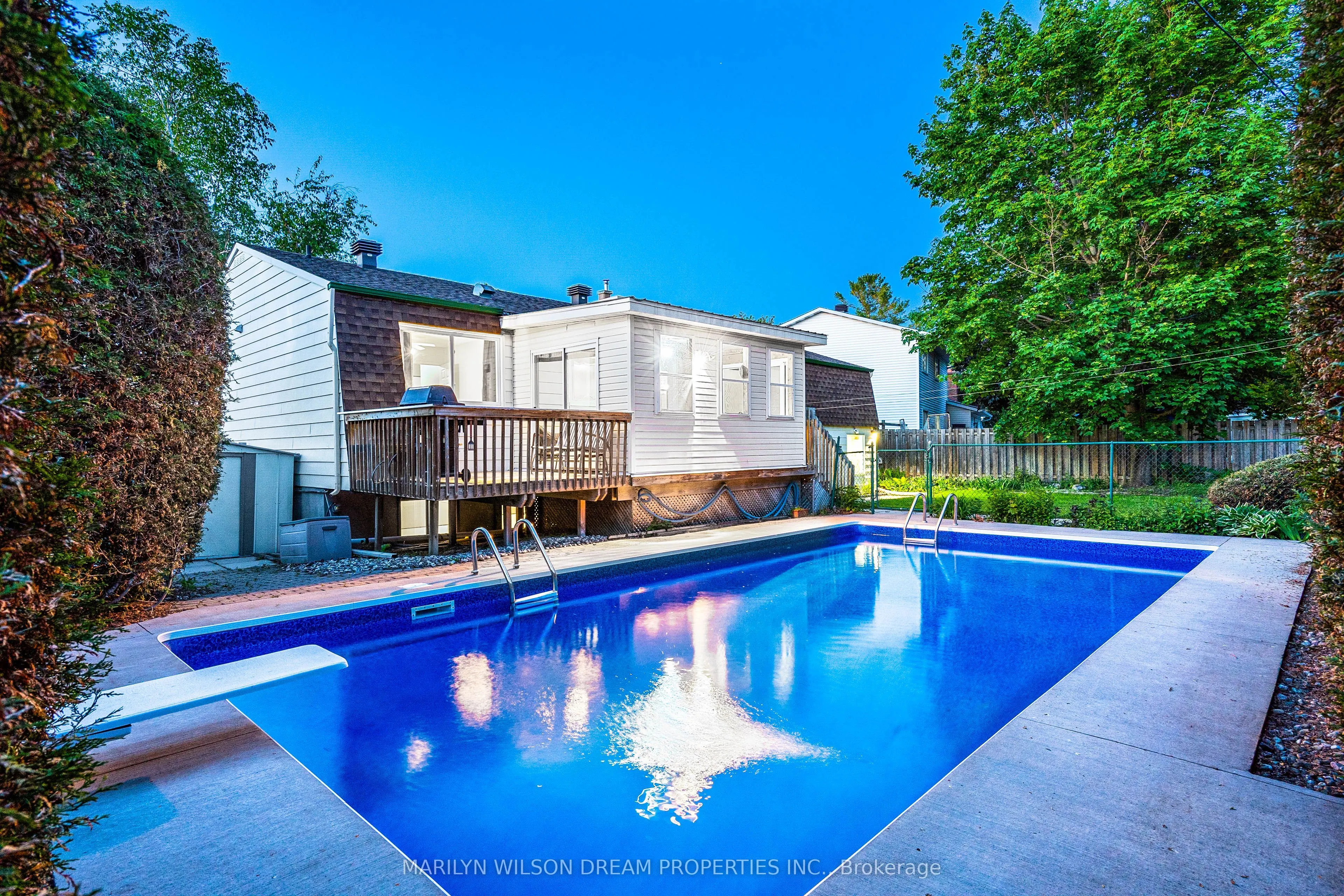 20 Coolbrook Crescent
