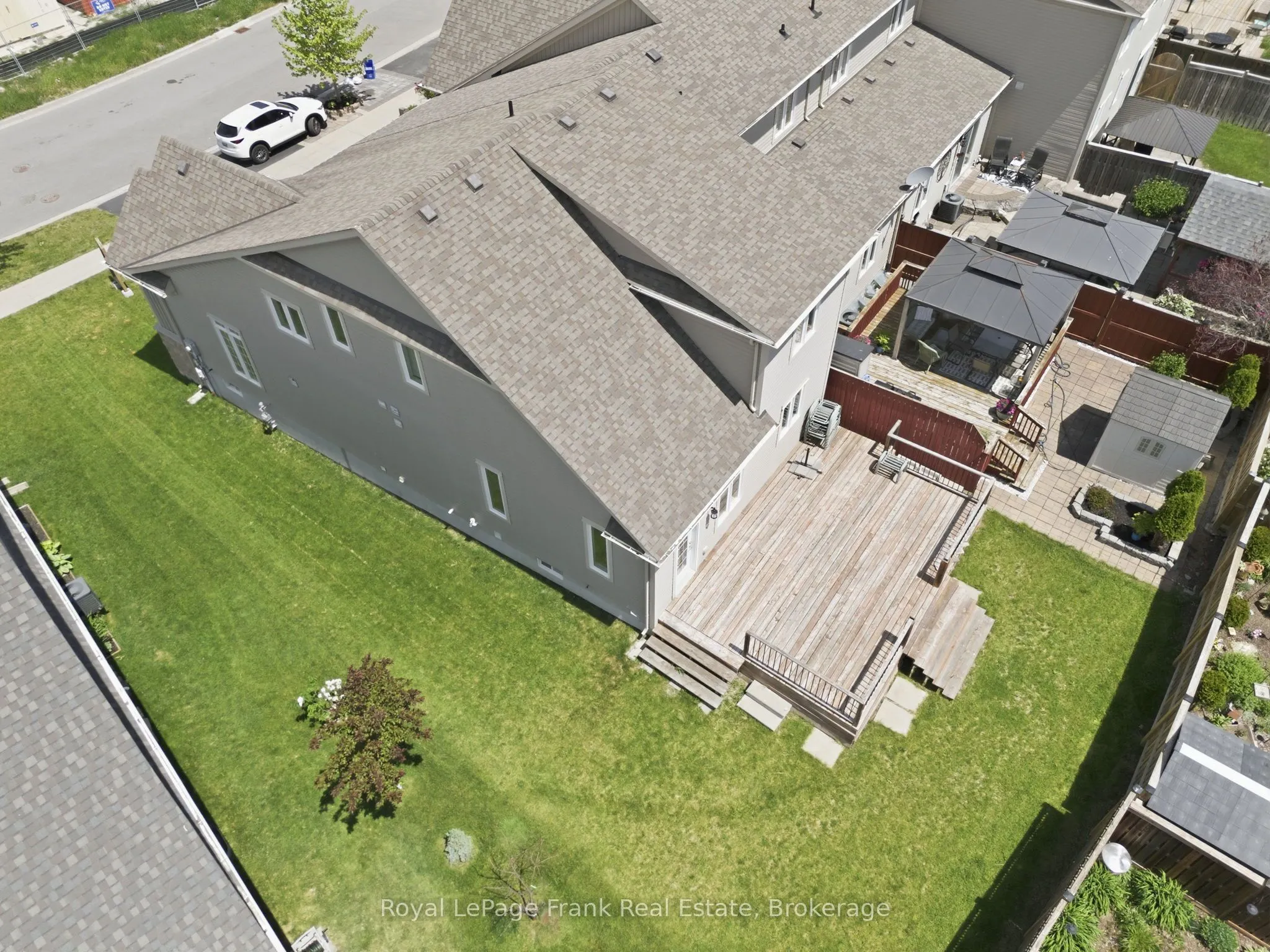 56 Deacon Crescent