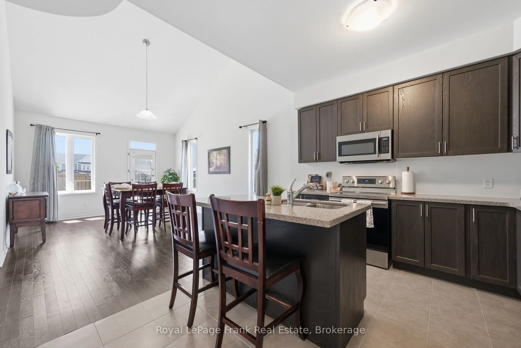 56 Deacon Crescent