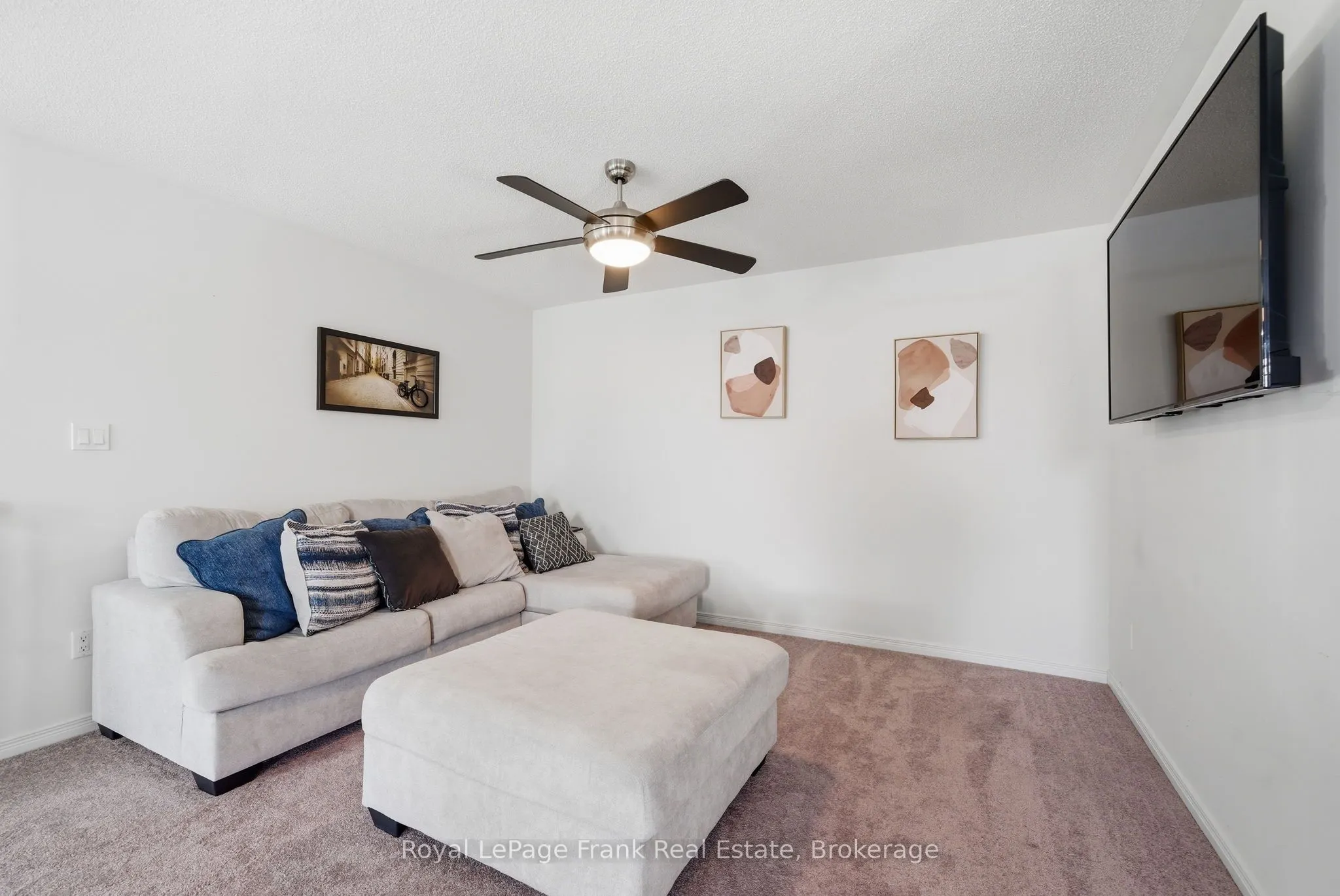 56 Deacon Crescent