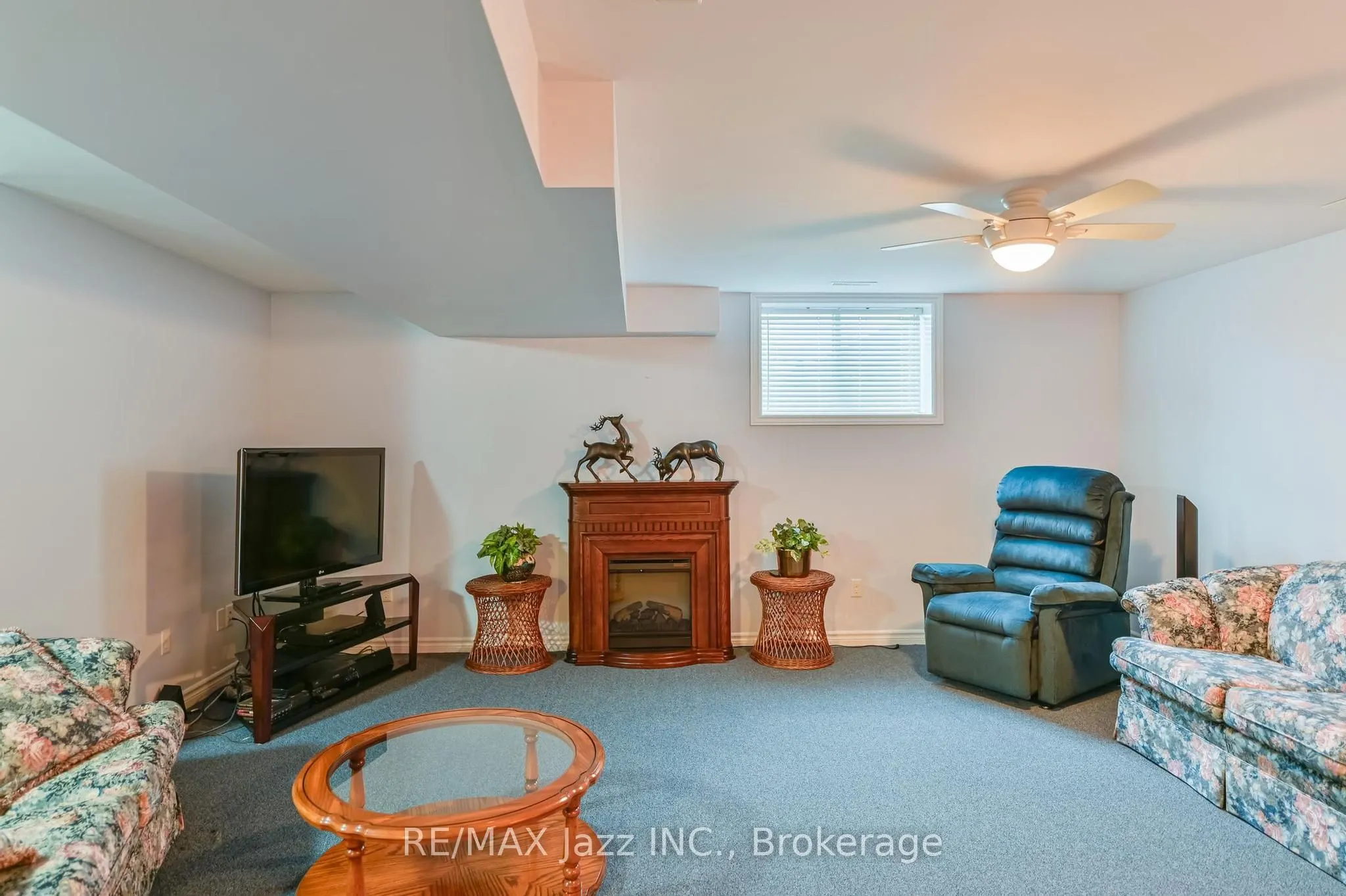 33 Ashwood Crescent