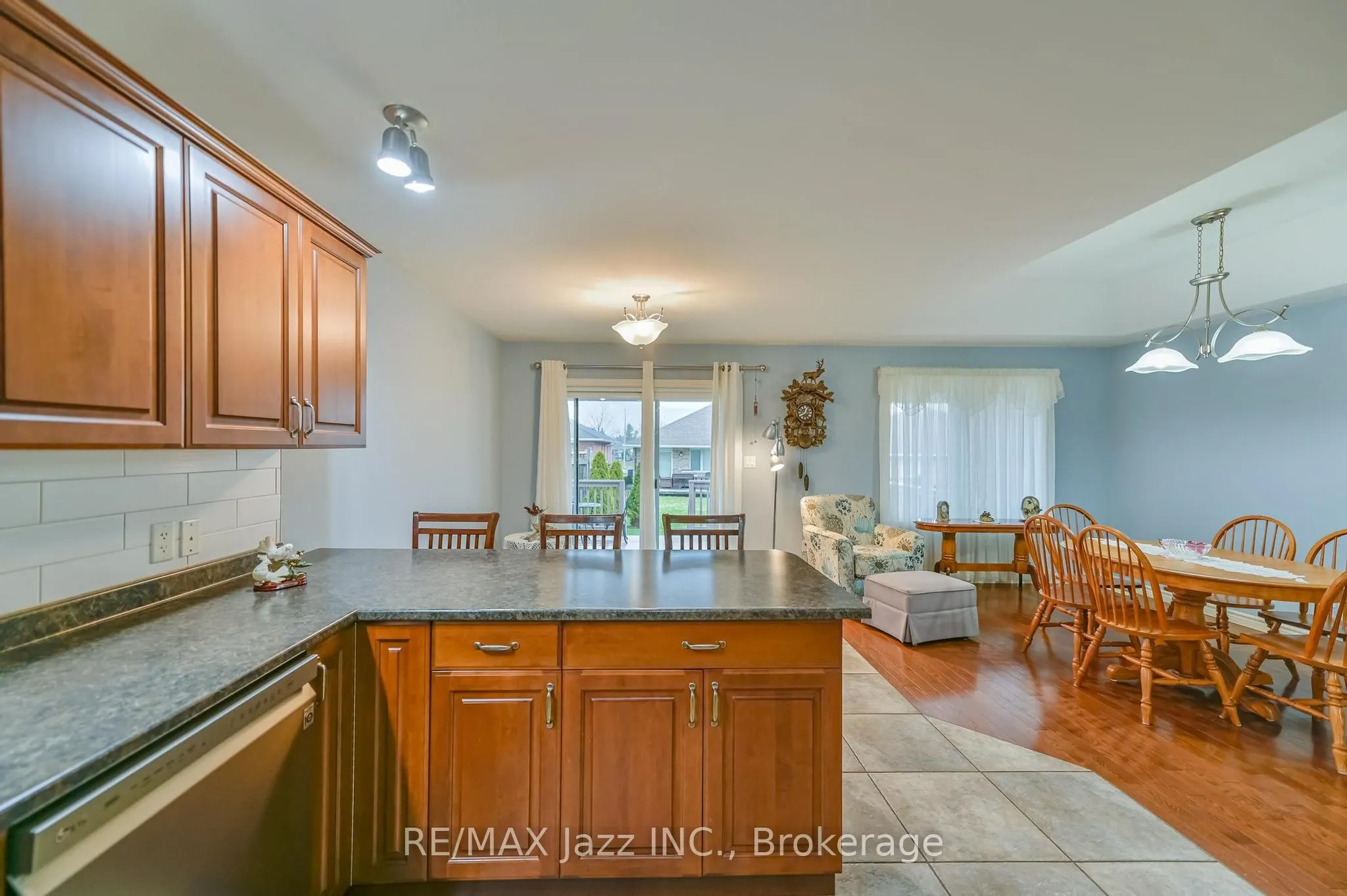 33 Ashwood Crescent