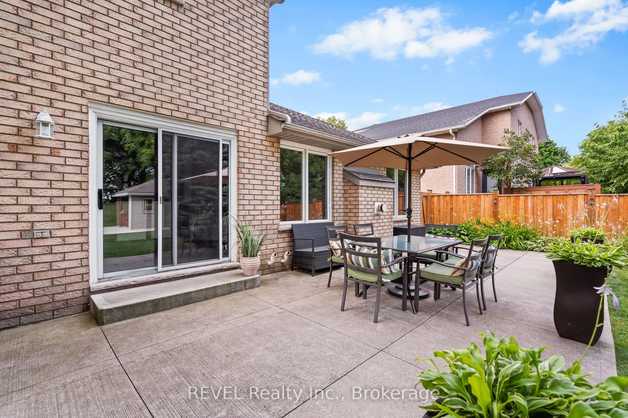 98 Debora Drive