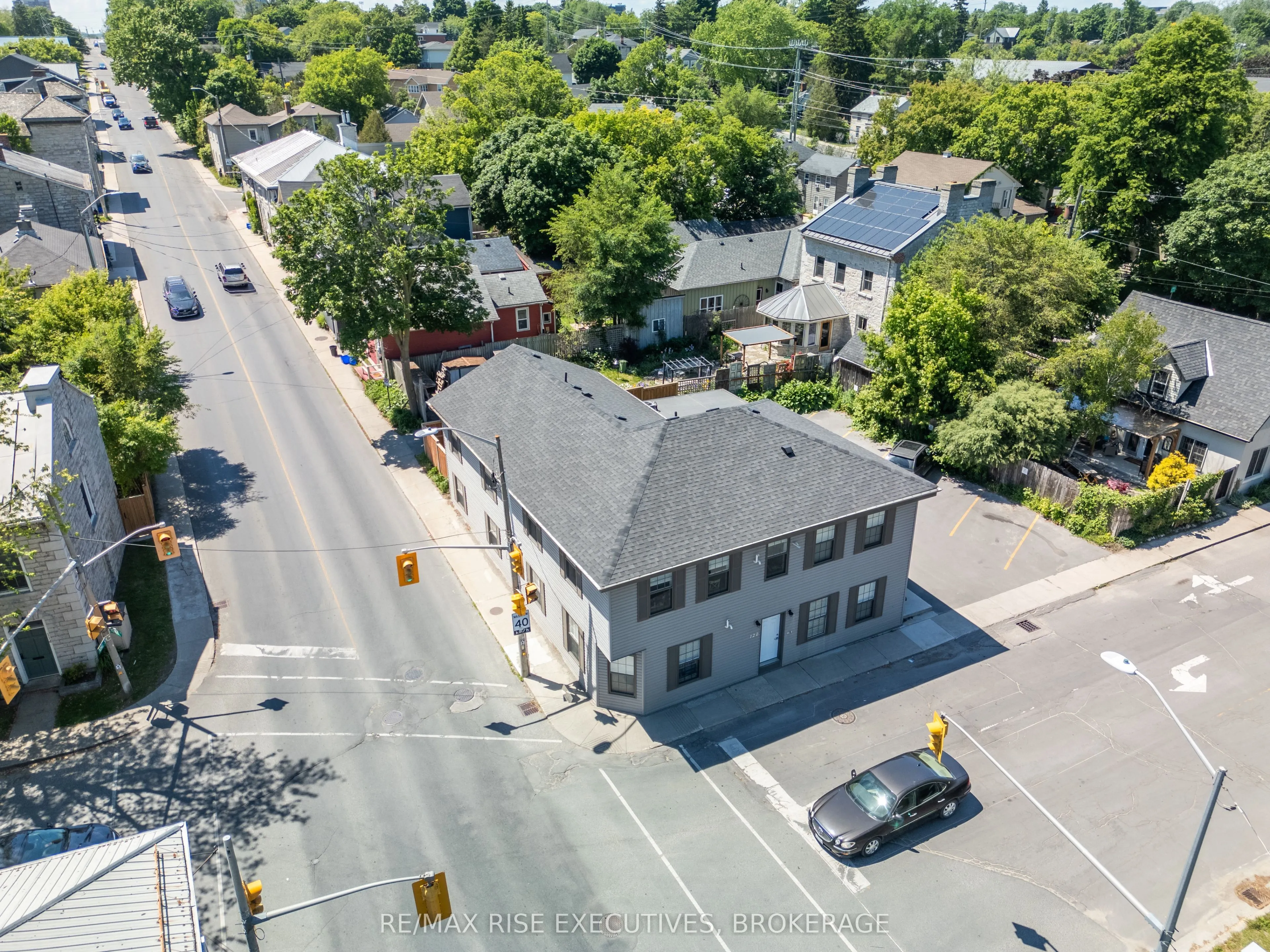 120 Yonge Street