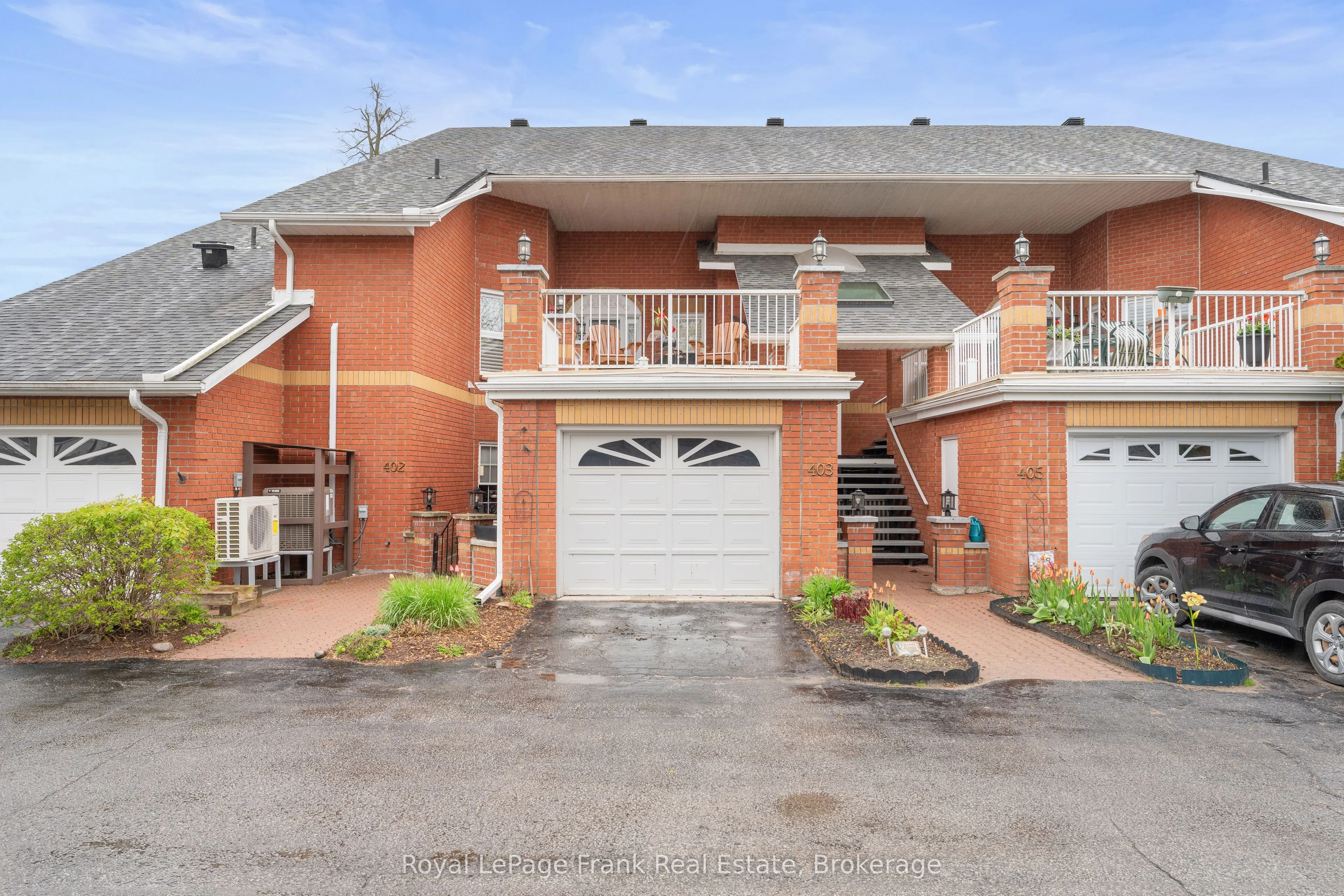 1 Sherwood Street #403