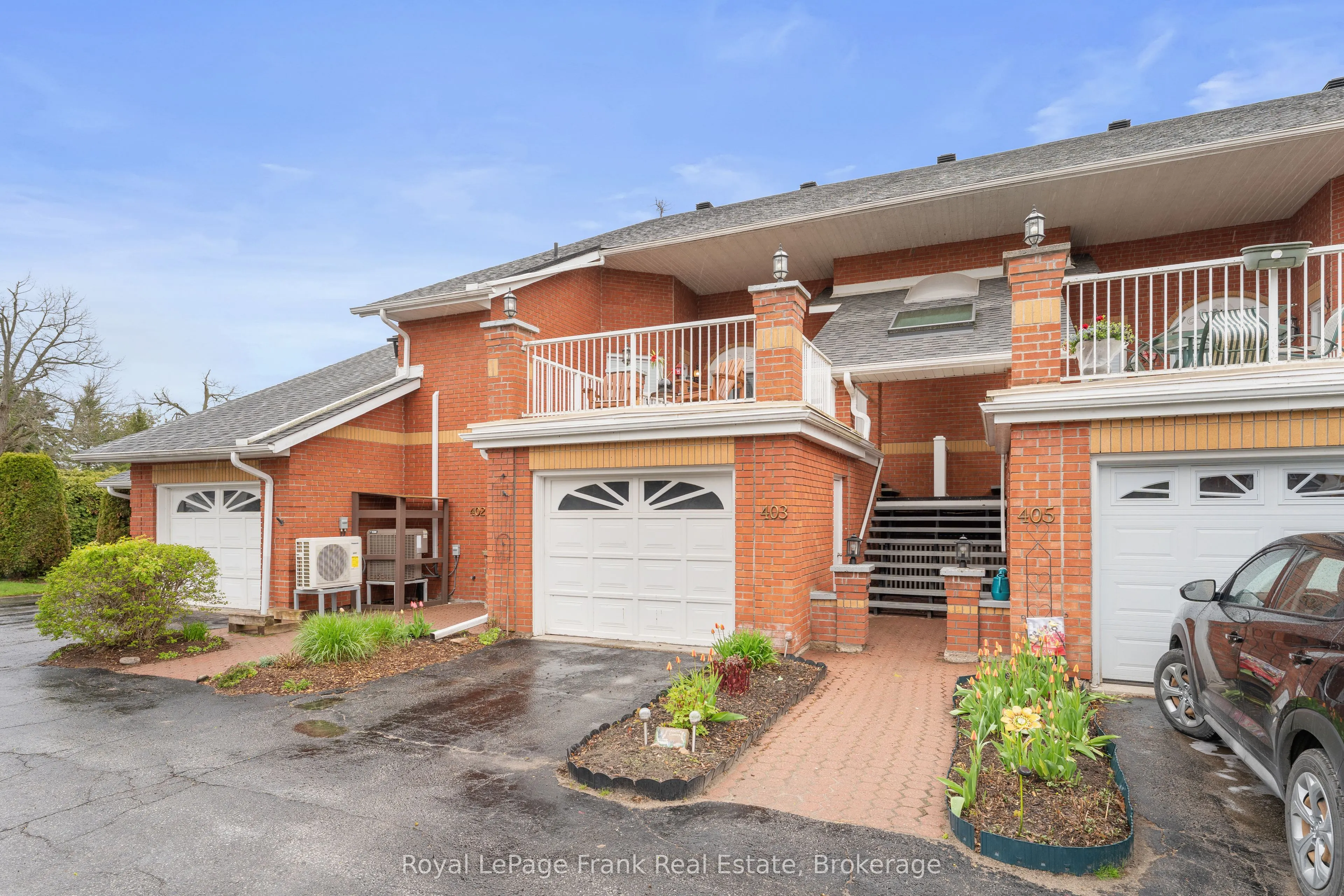 1 Sherwood Street #403