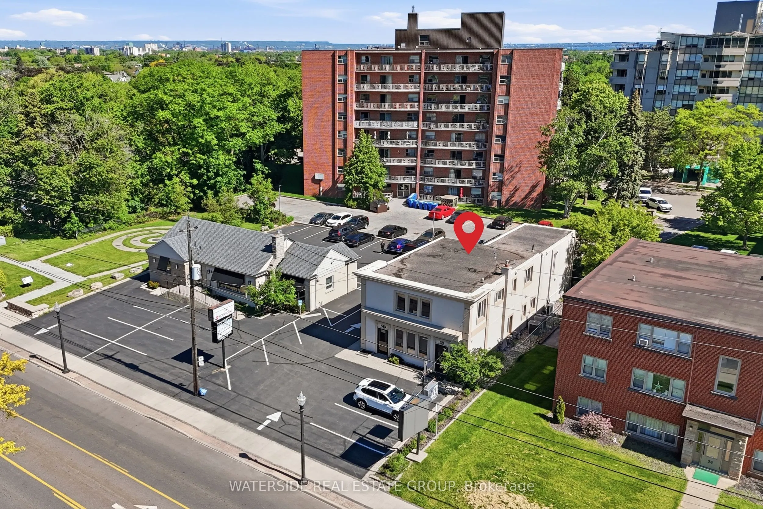 58 King Street W