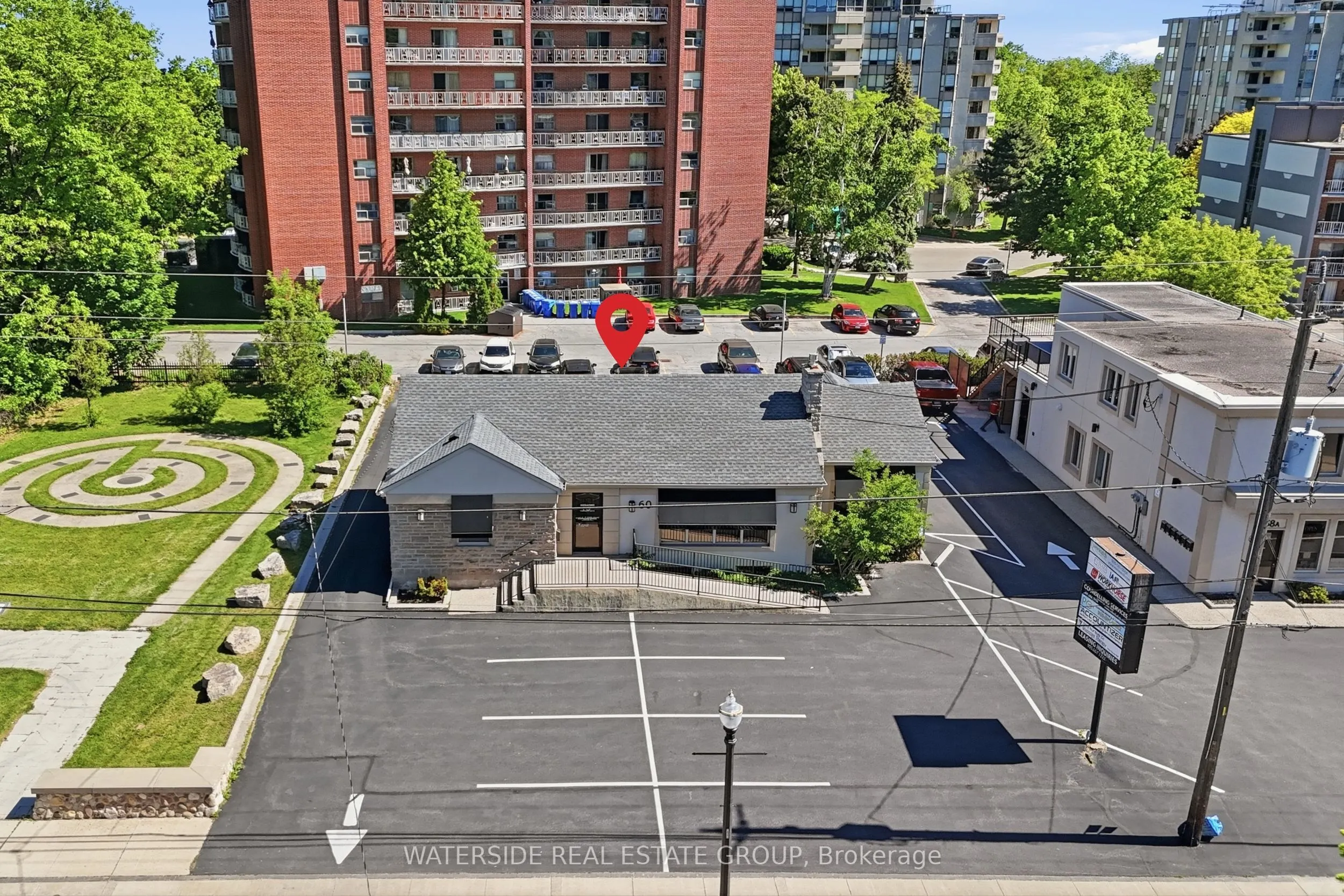 60 King Street W