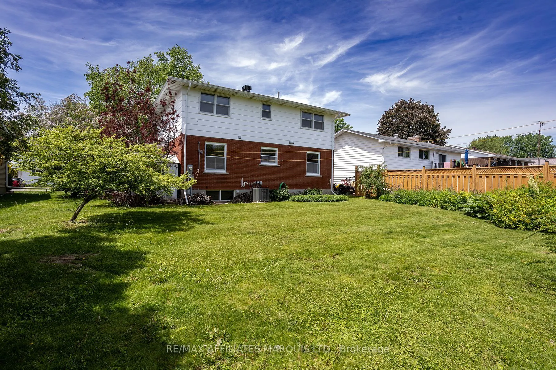22 Orchard Way