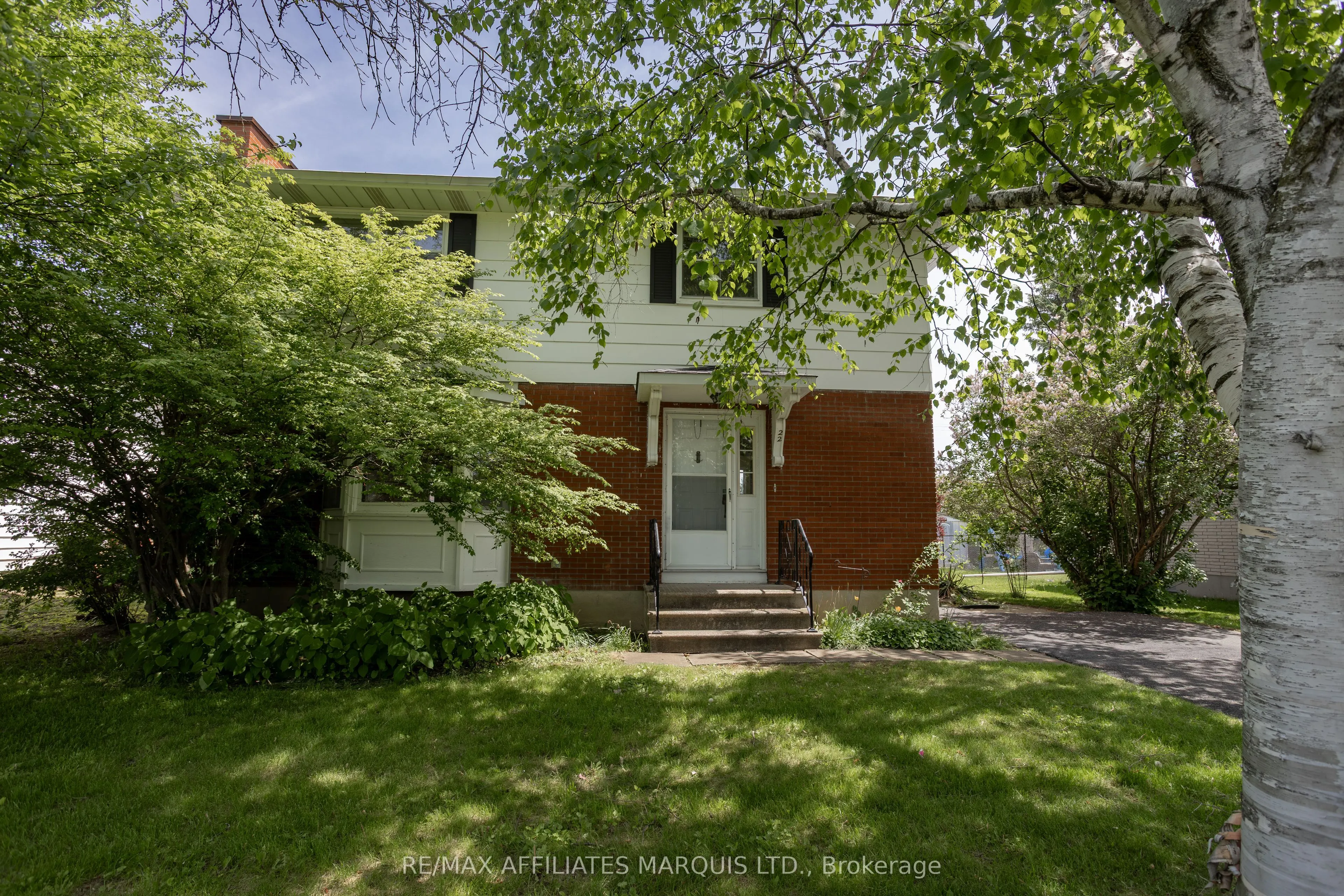 22 Orchard Way