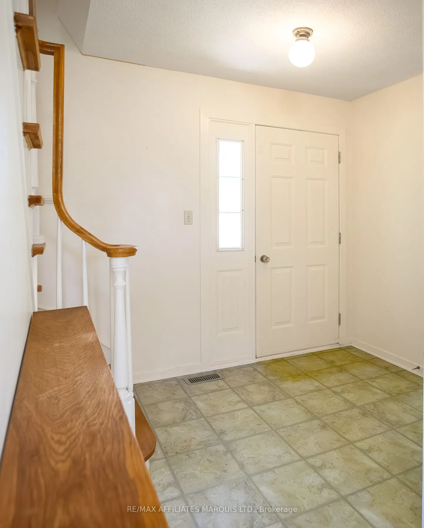 22 Orchard Way