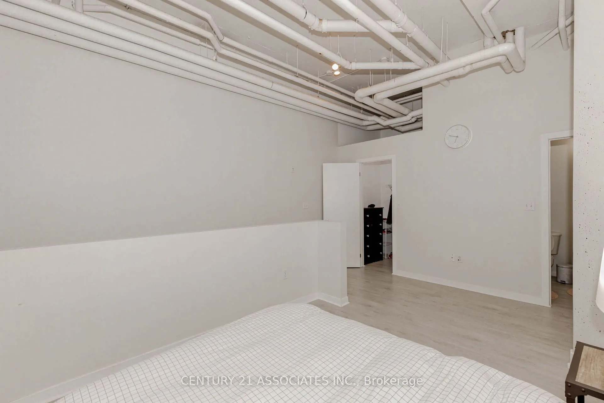 66 Bay Street S #107