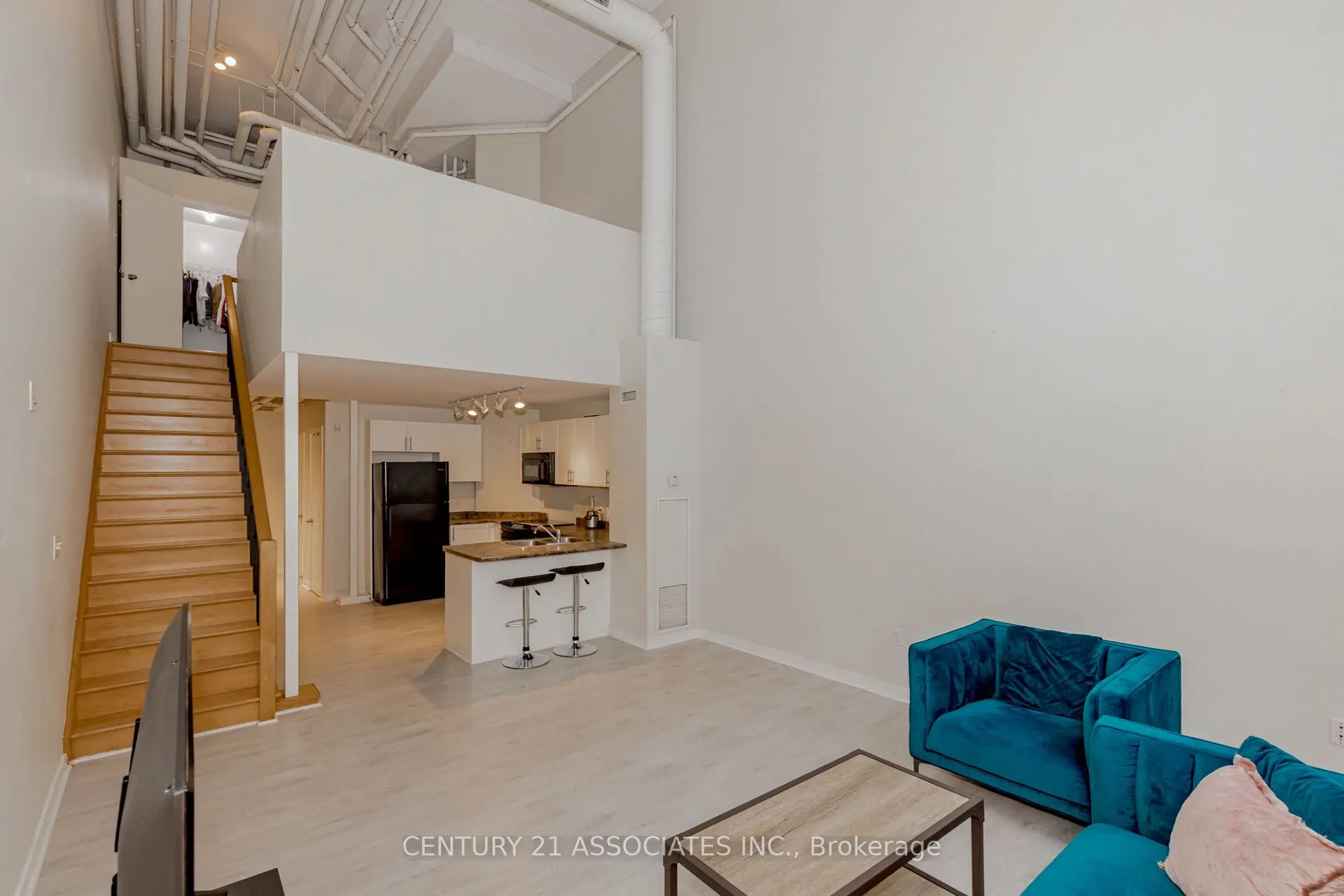 66 Bay Street S #107