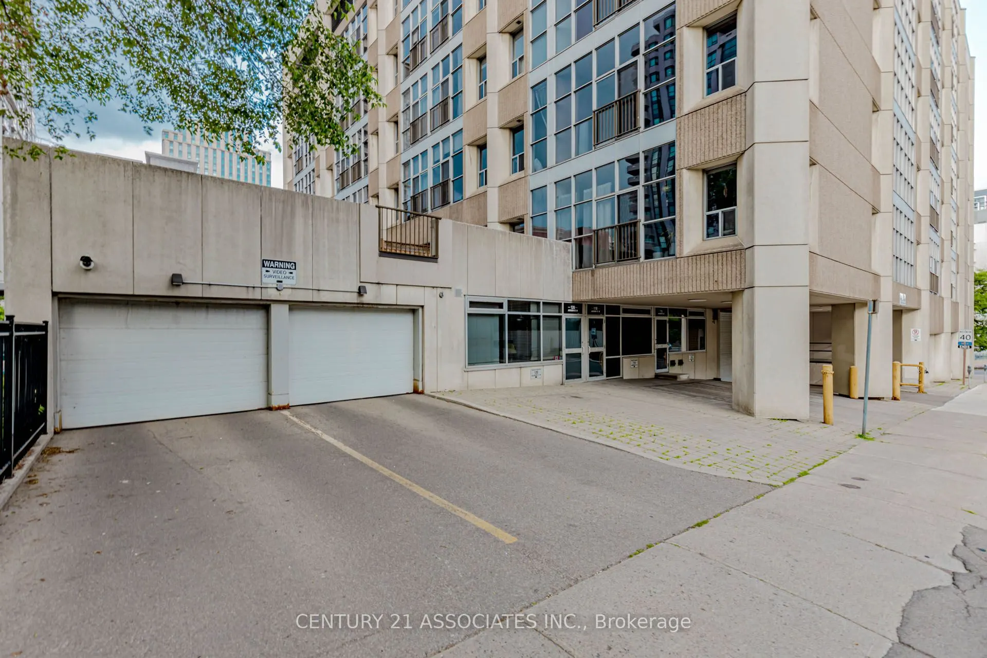 66 Bay Street S #107