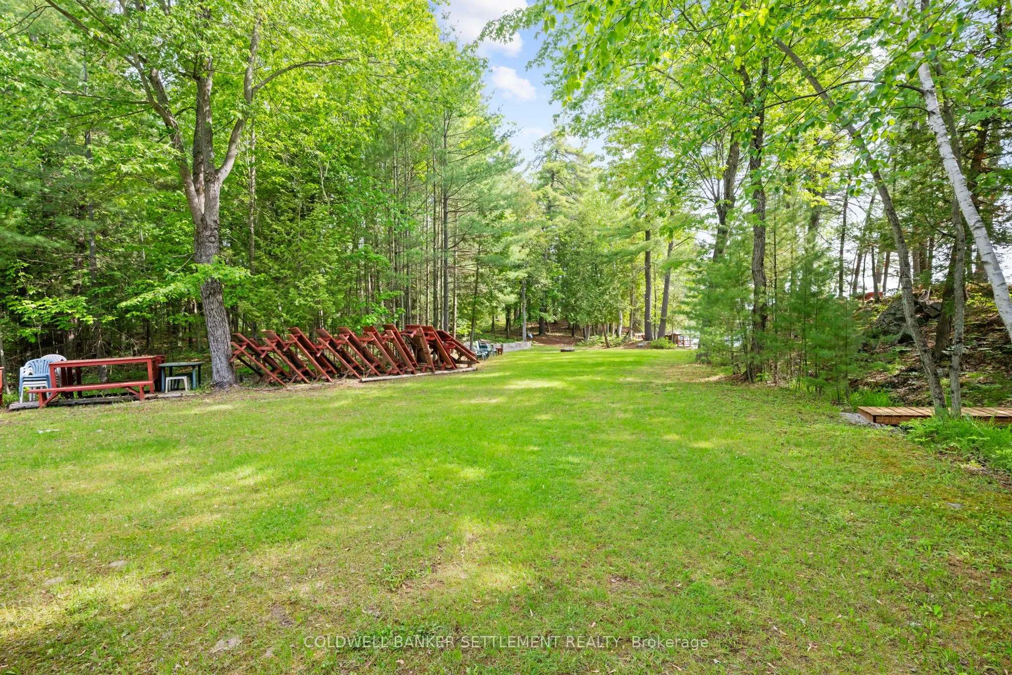 935 McLaren Road