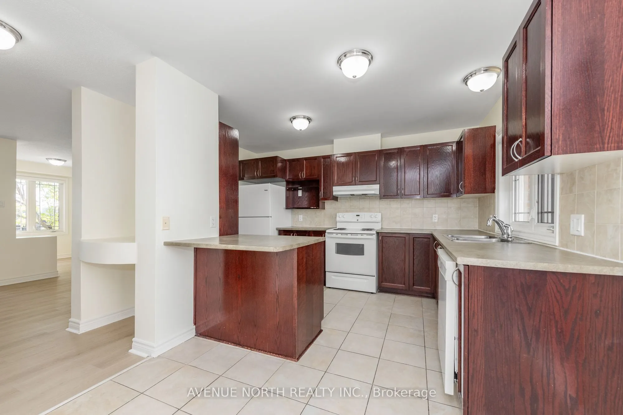122B Centrepointe Drive #6