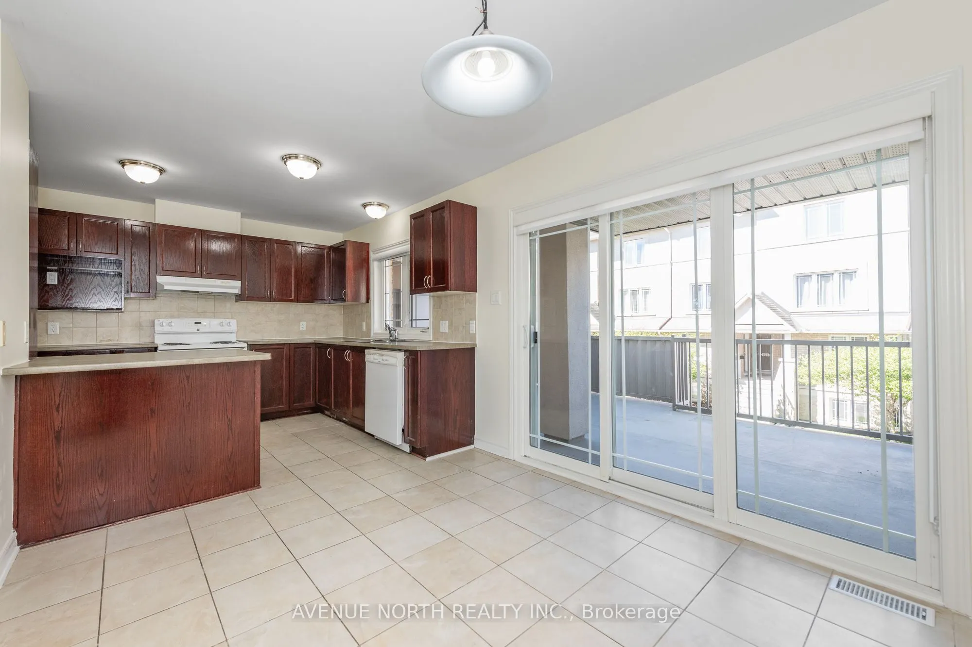 122B Centrepointe Drive #6
