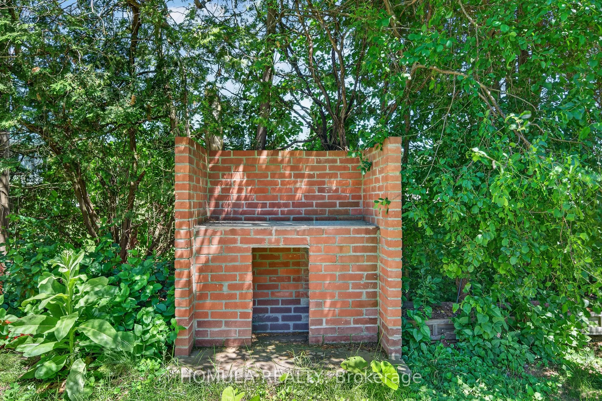 24 Riverside Drive