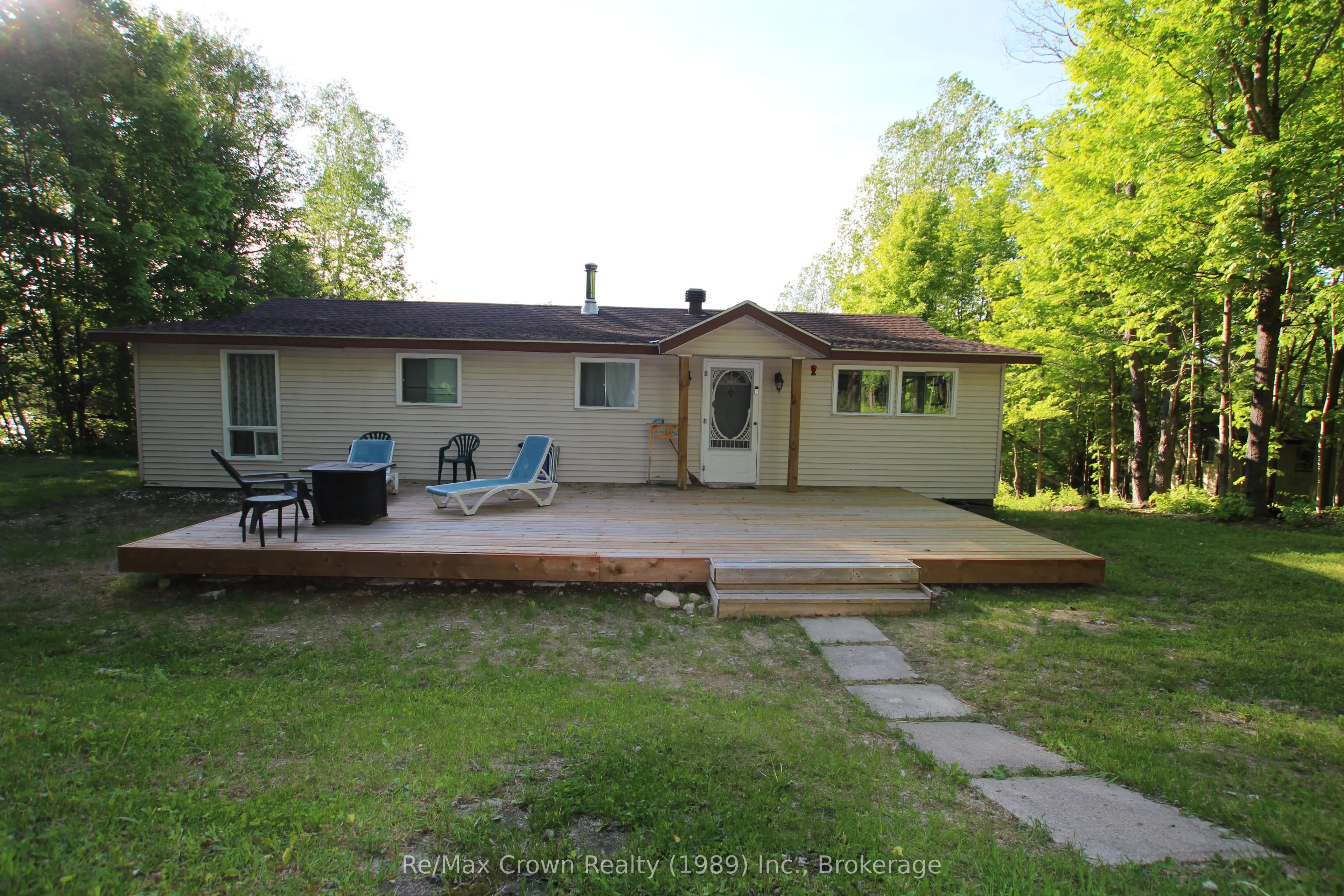 581 Limberlost Point Road