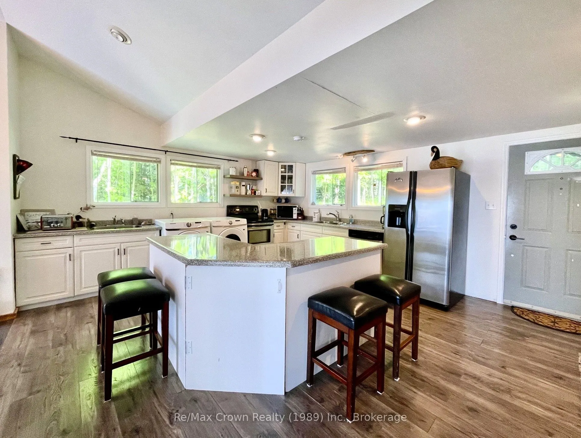 581 Limberlost Point Road