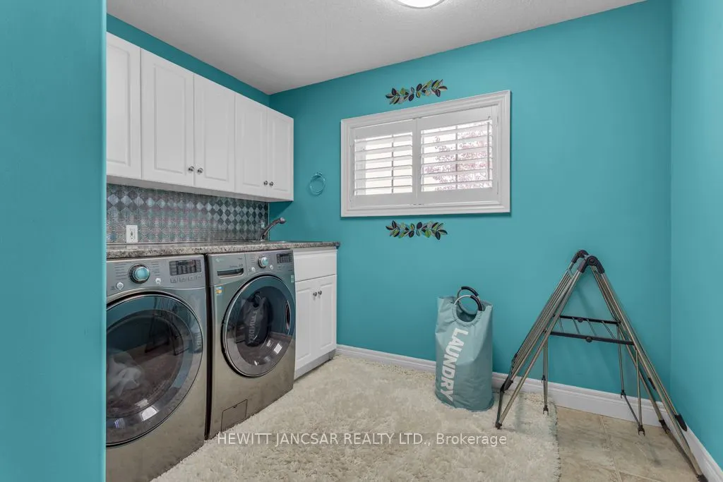 211 Terrace Wood Crescent