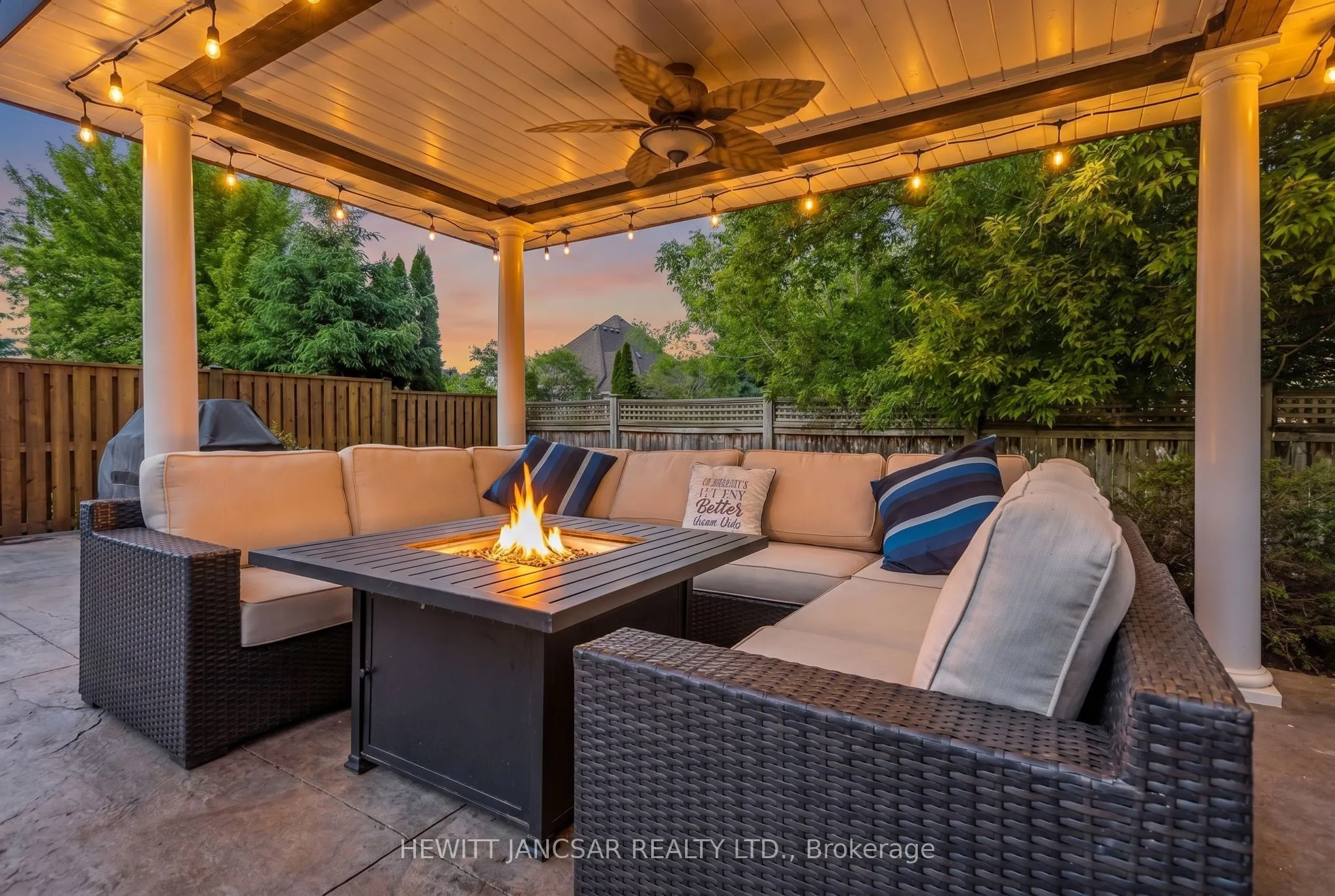 211 Terrace Wood Crescent