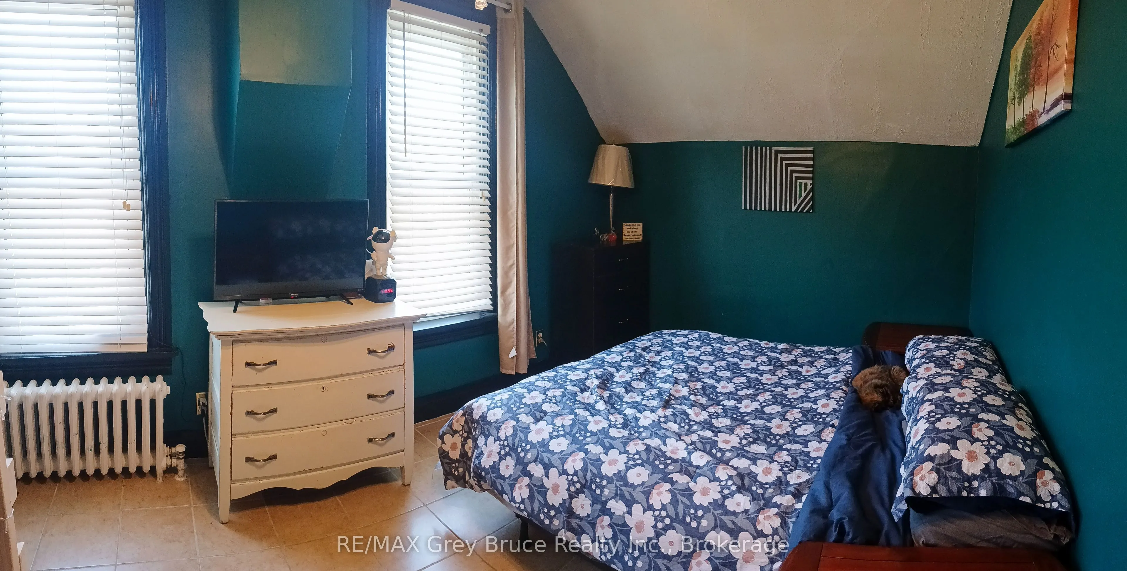 499 16th Street W