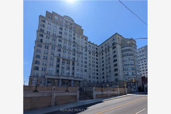 135 James Street S